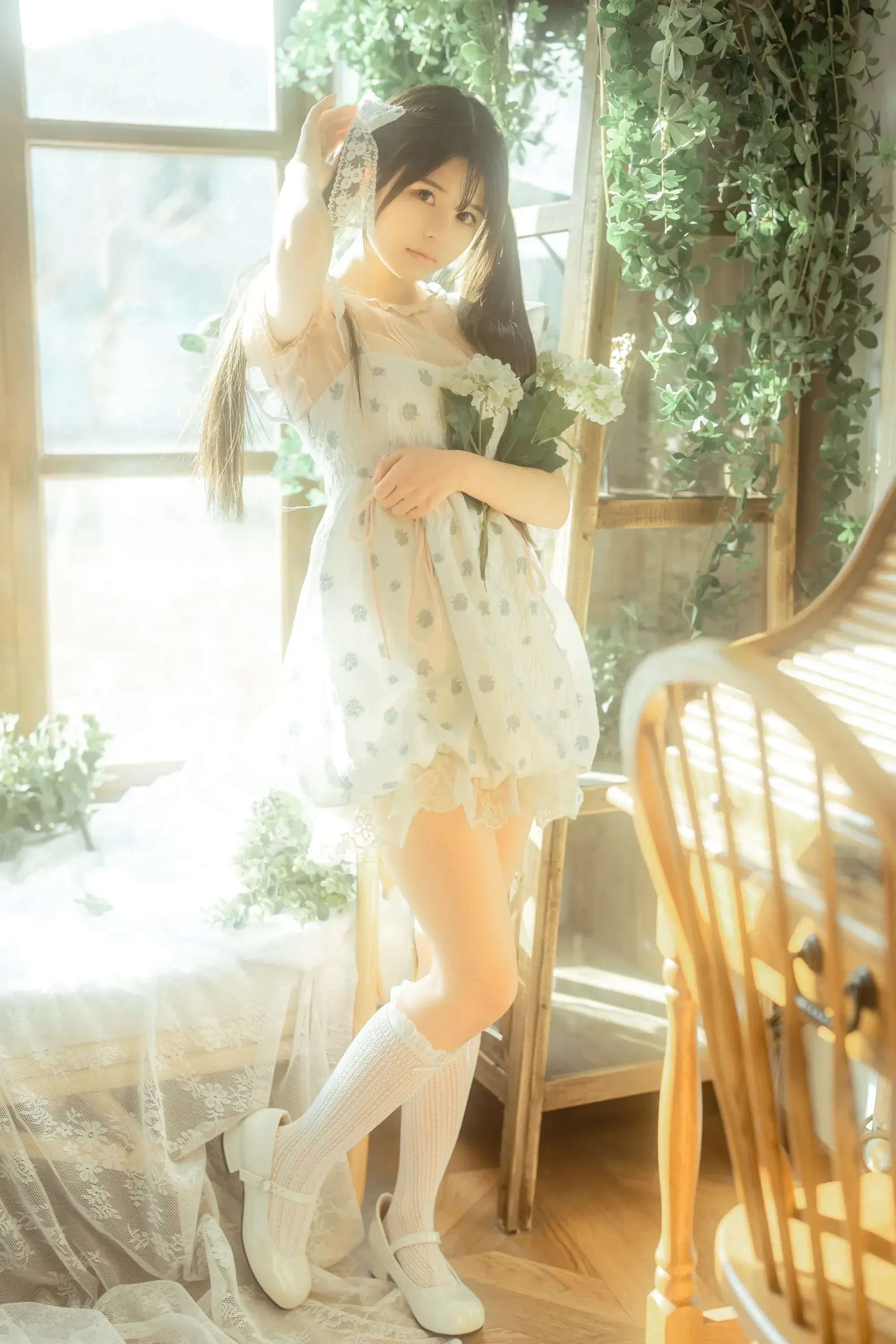 rua阮阮 – 花房 小裙子 [54P]