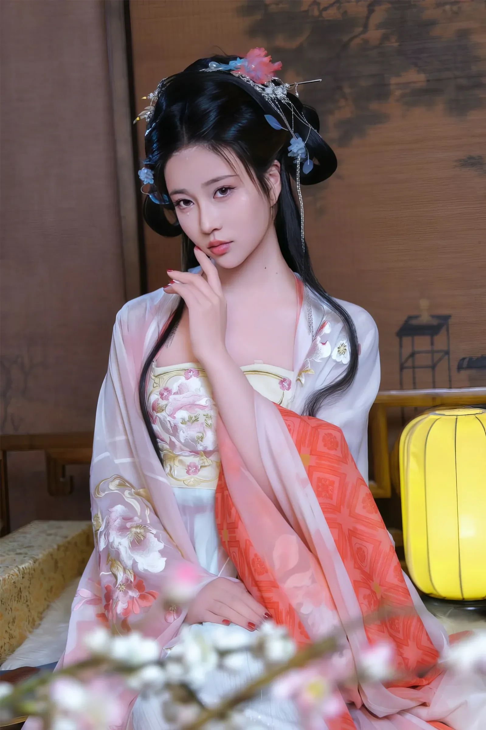 年年Nnian – 古风霓裳 [50P]