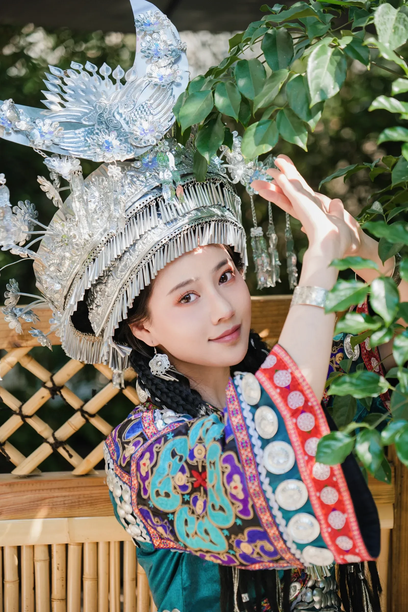 年年Nnian – 苗疆少女 [50P]