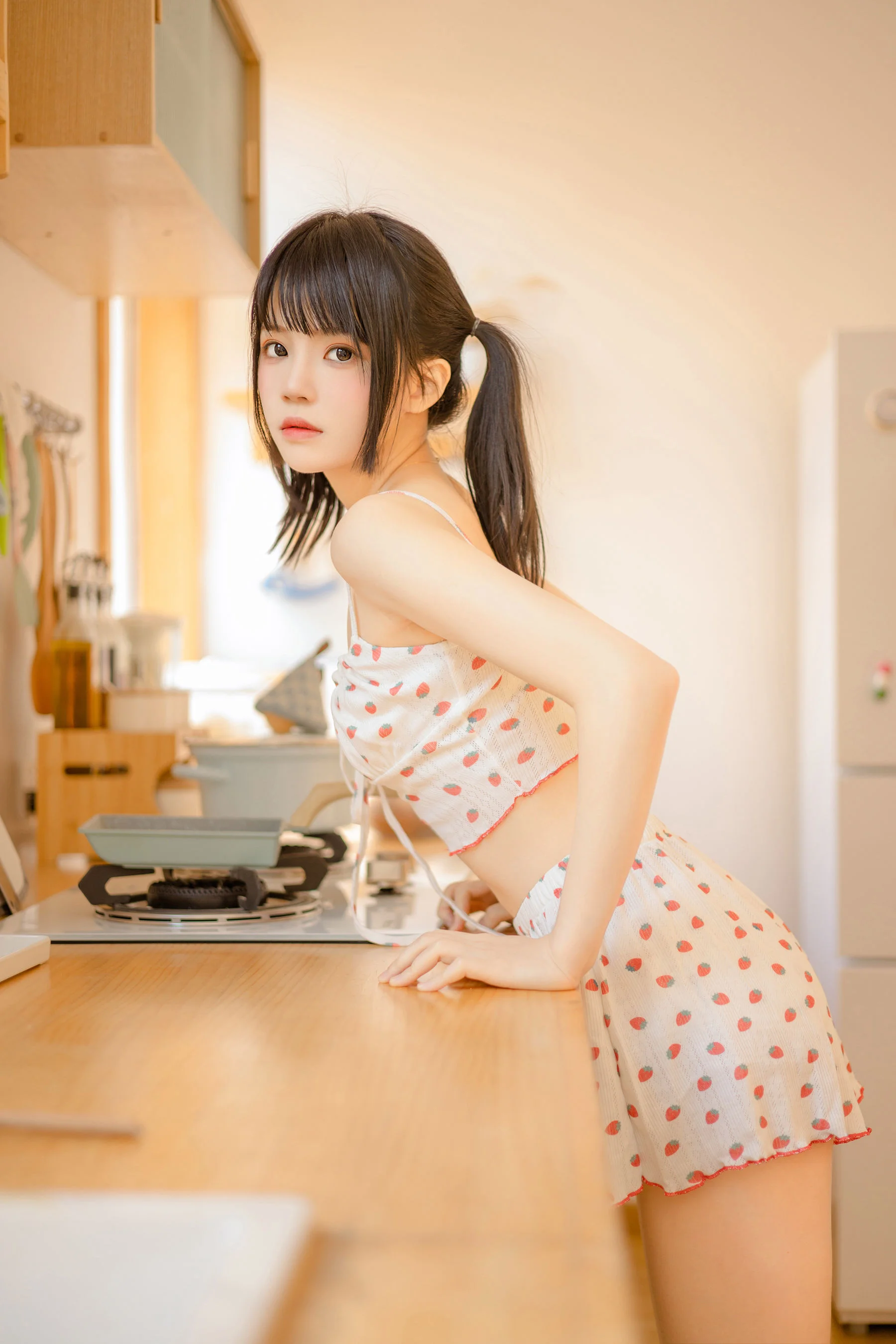桜桃喵 – 瞌睡 [42P]