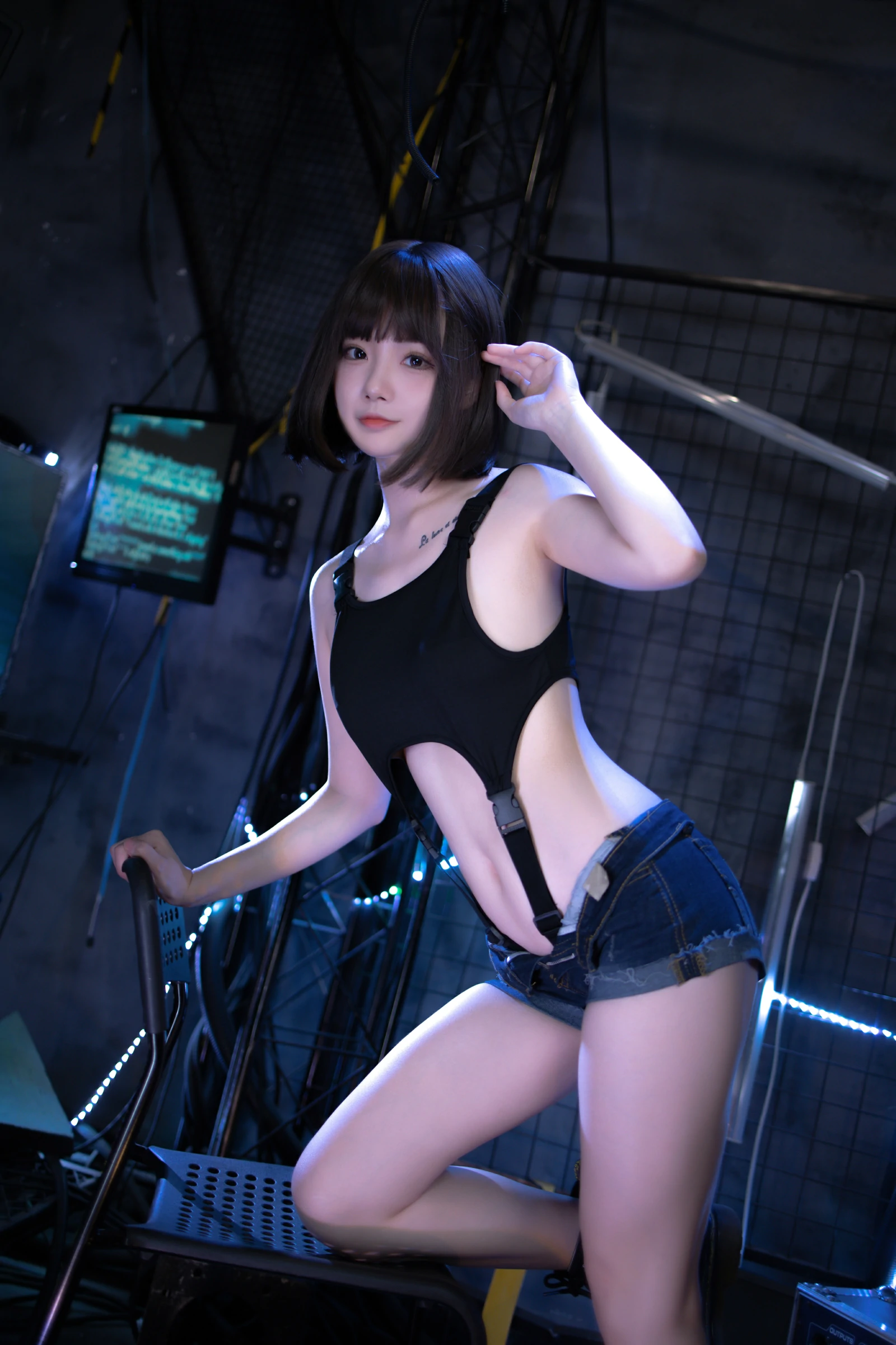 桃良阿宅 – 危机 [50P]