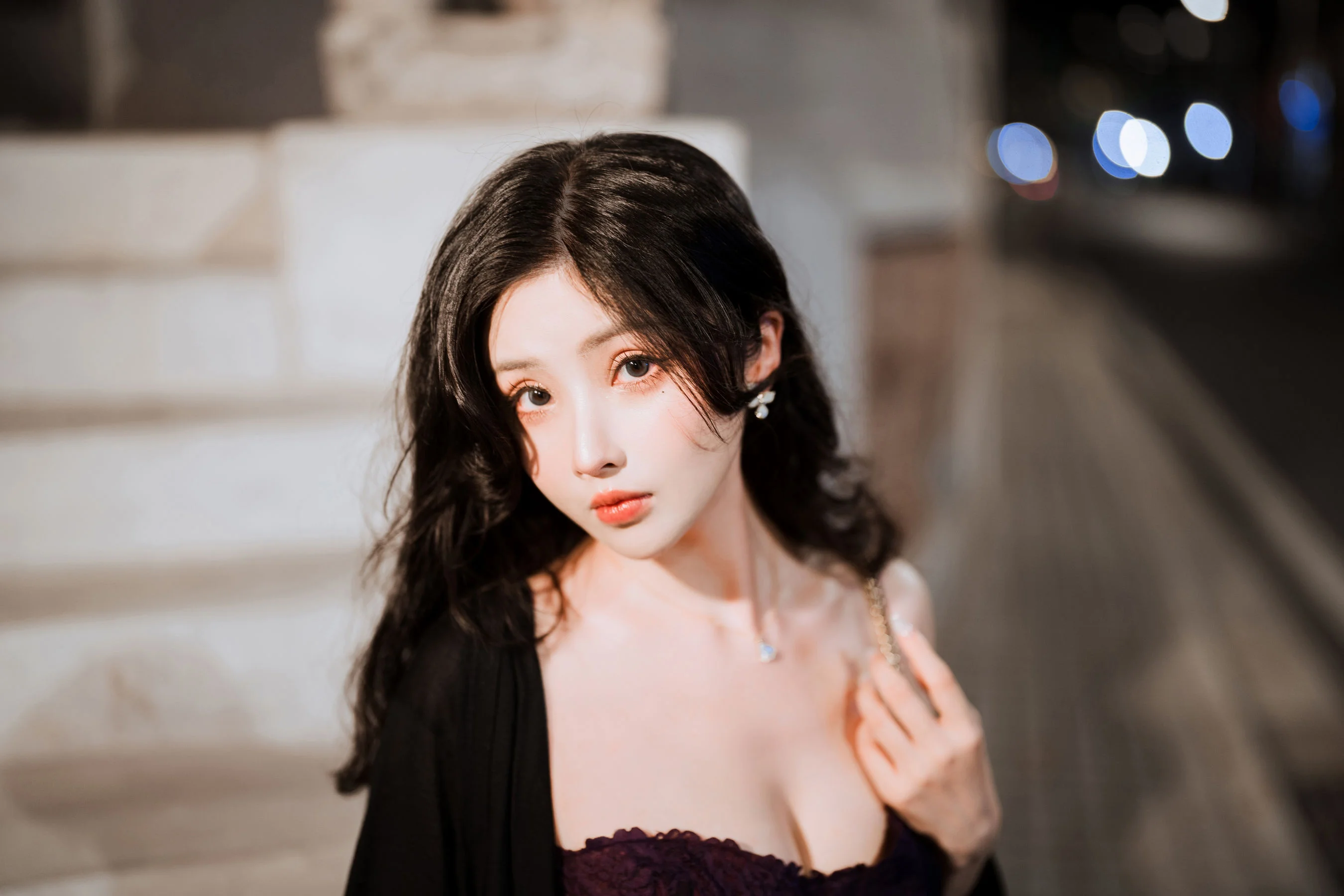 rioko凉凉子 – 美艳小妈 [39P]