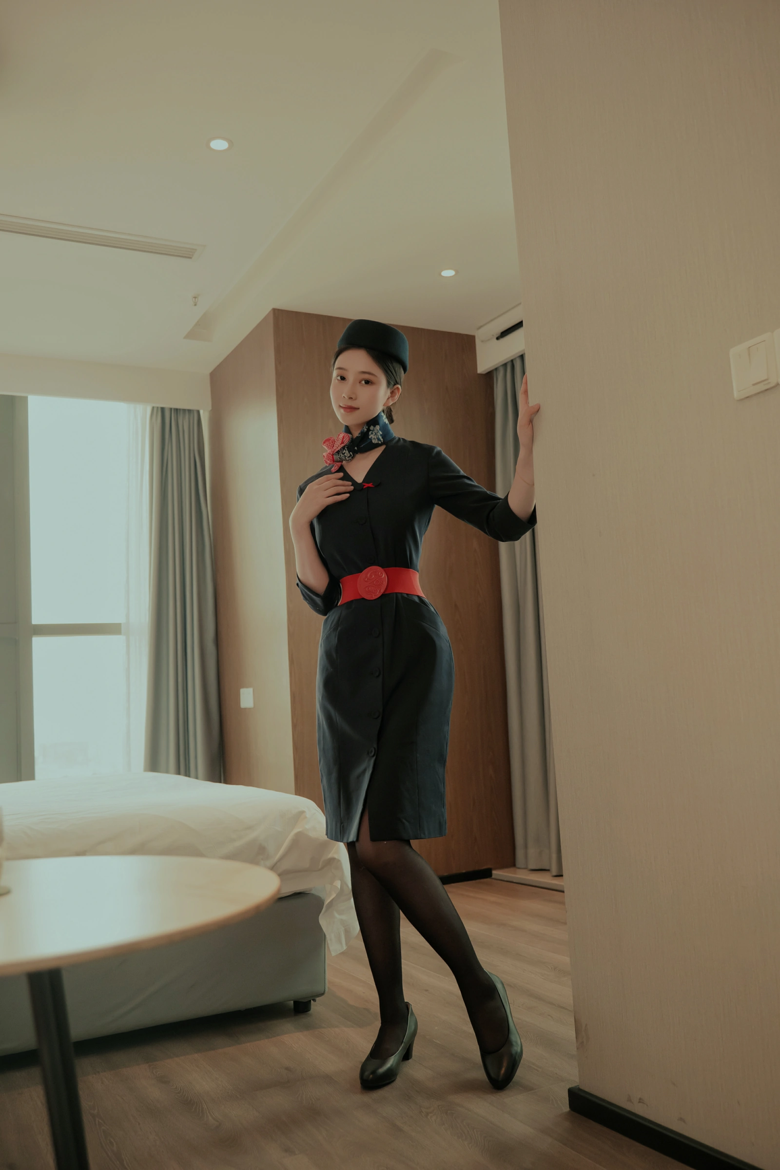 年年Nnian – 空姐酒店篇 [45P]