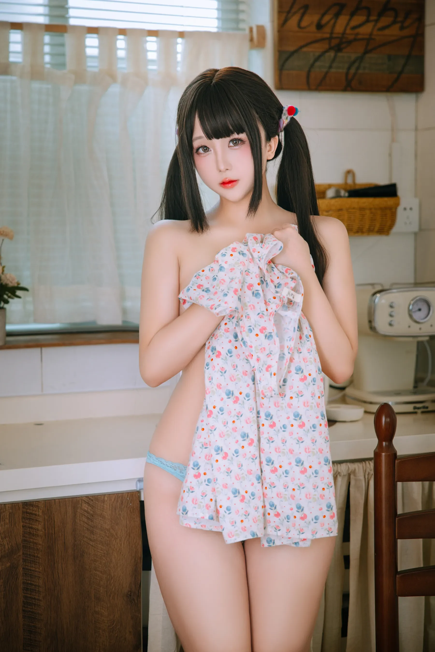 日奈娇 – 厨房 [96P]