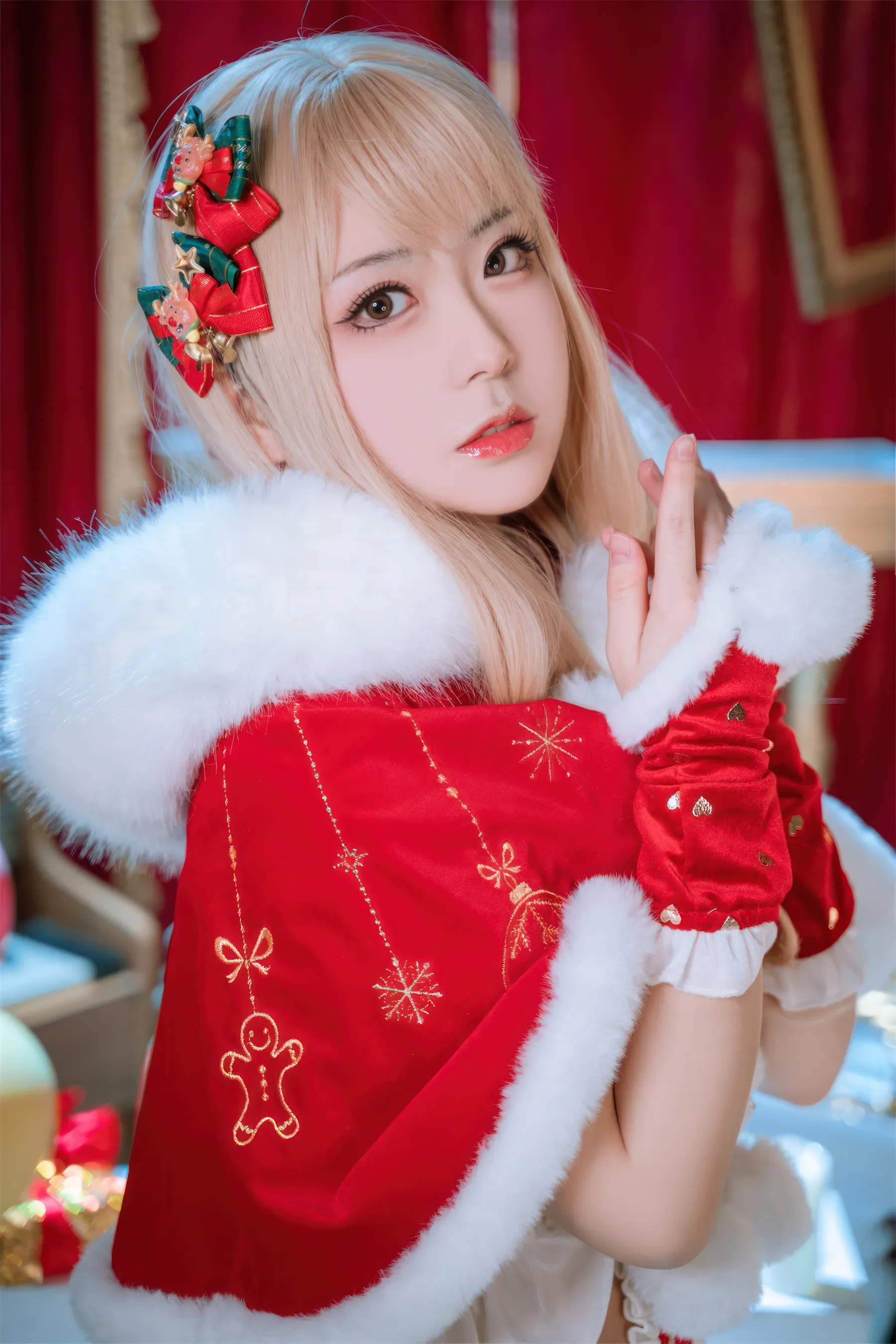 虎森森 – 圣诞精灵 [61P]