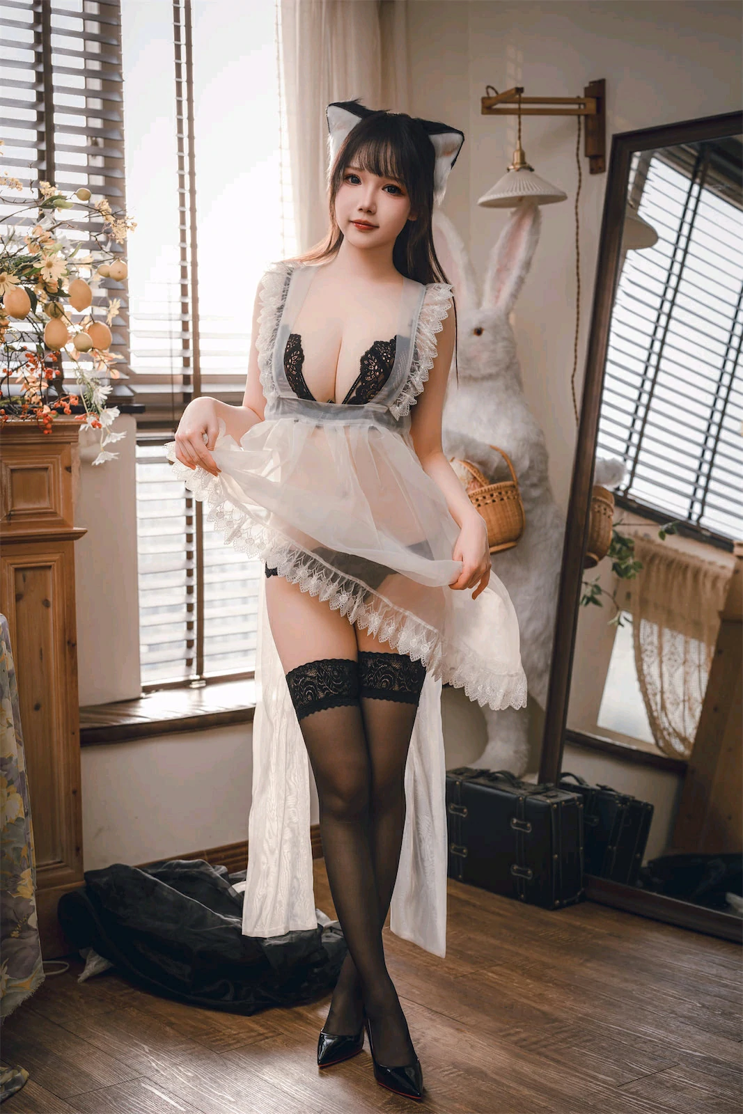 雪晴Astra – 透明女仆 [71P]