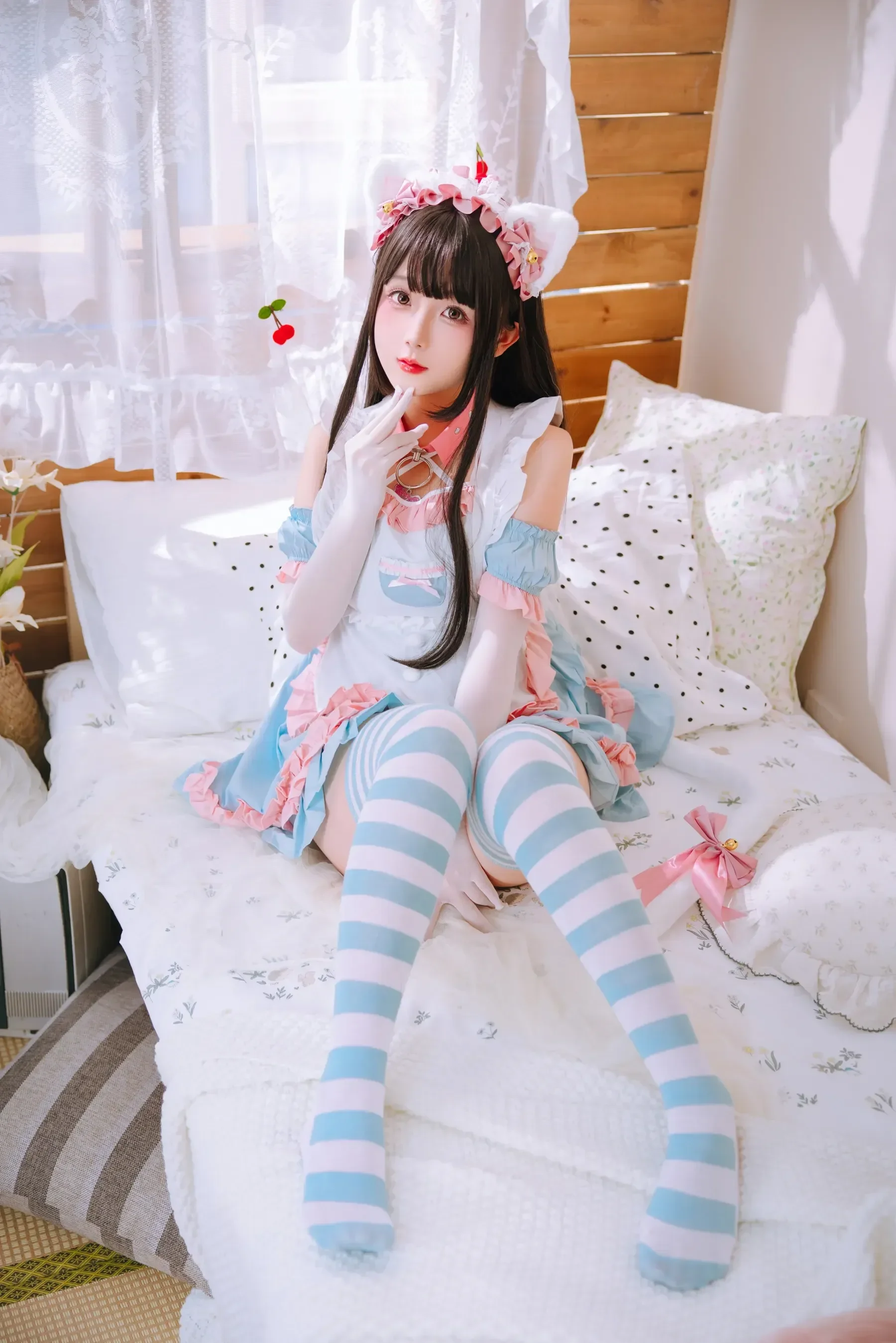日奈娇 – 兔尾女仆 [90P]