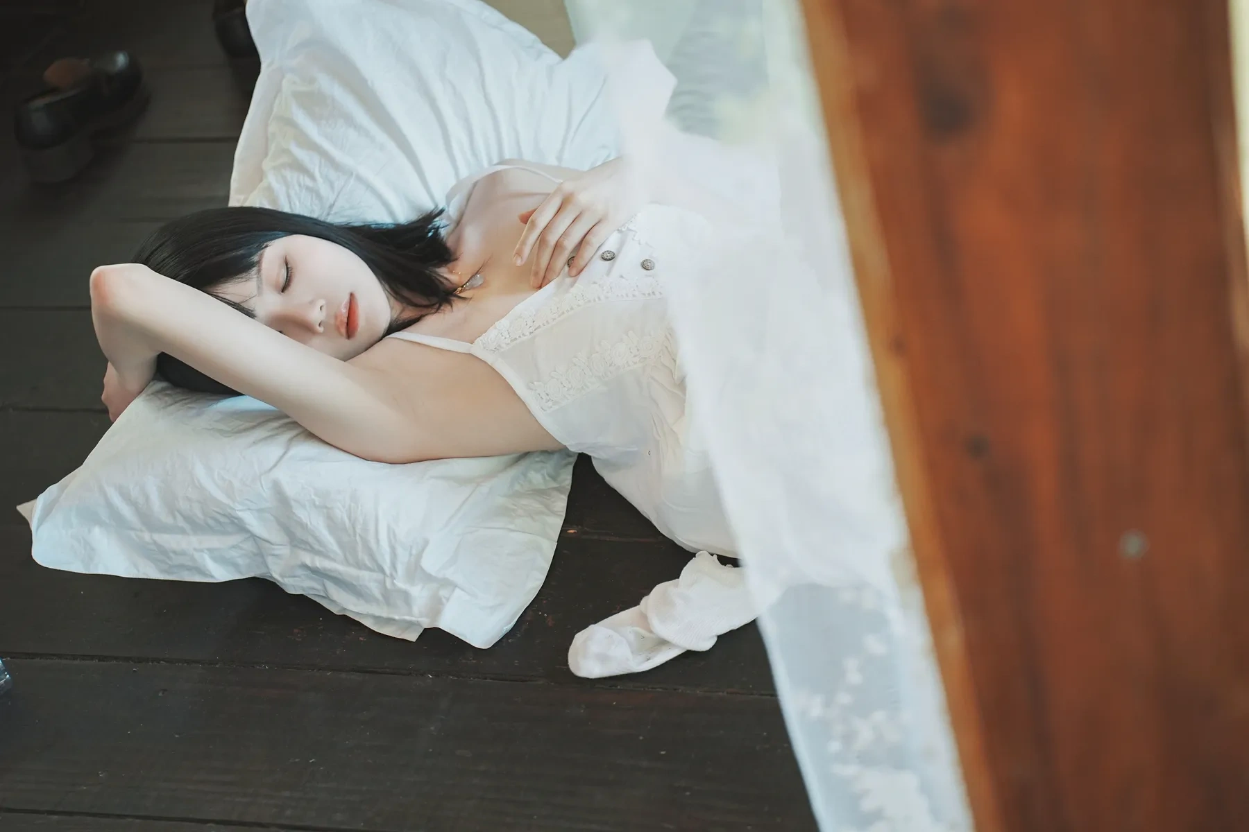 桜桃喵 – 森 [34P]