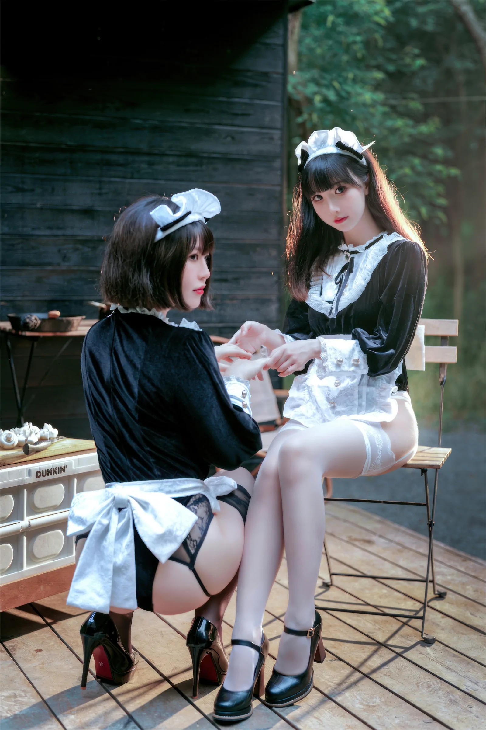 半半子&面饼仙儿 – メイド姉妹 [74P]