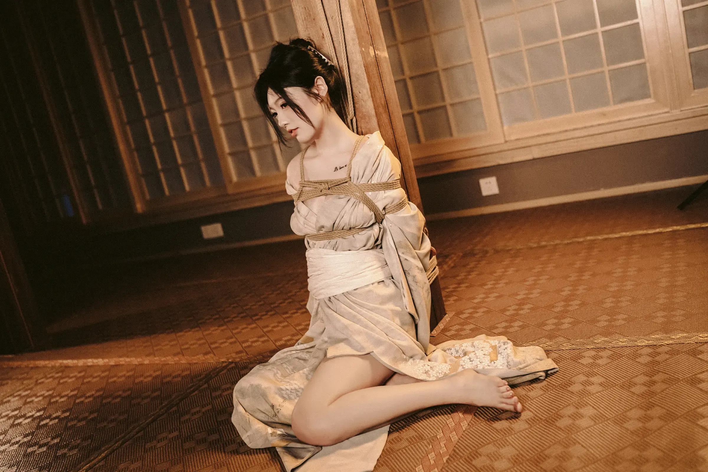桃良阿宅 – 绳艺 [64P]