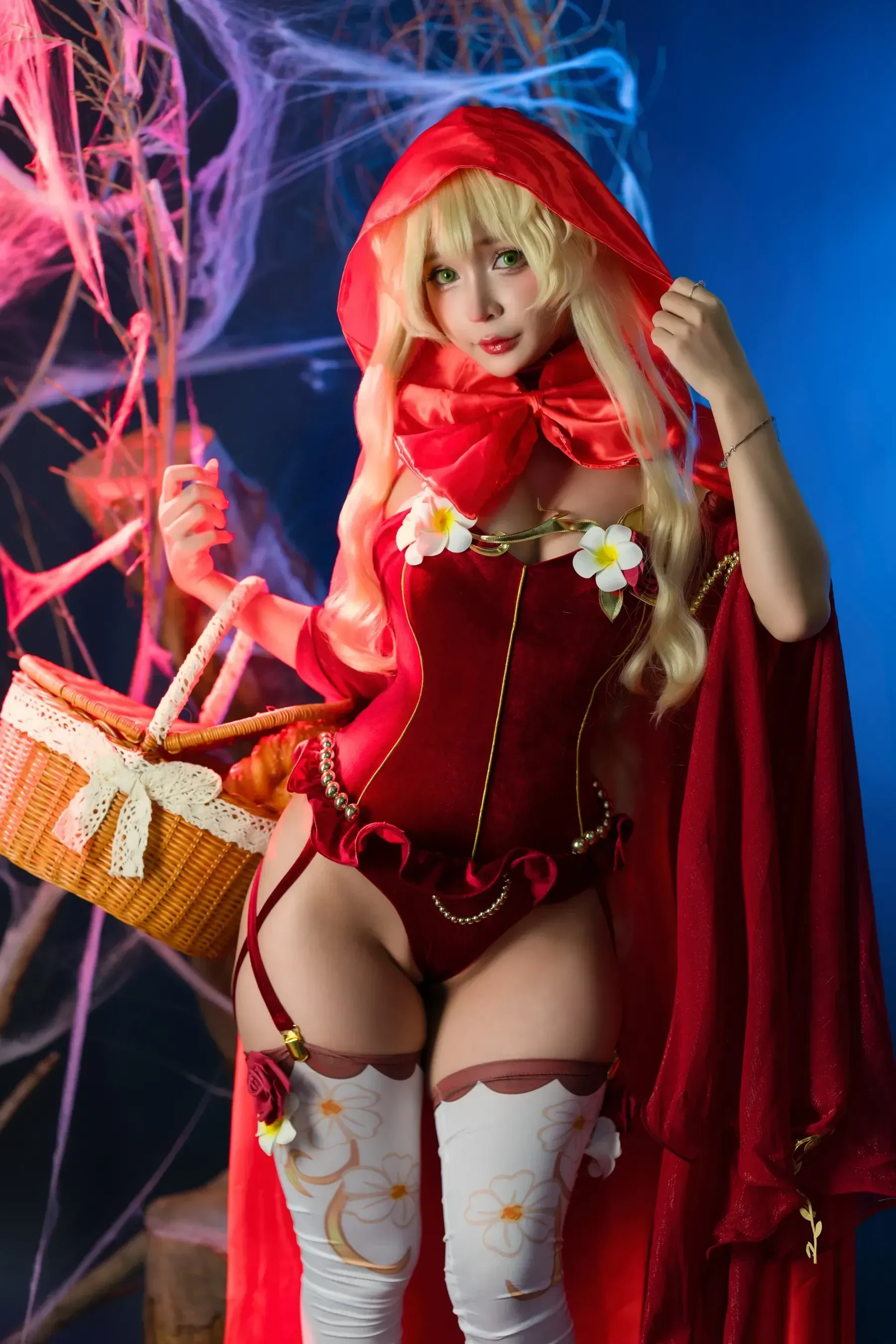 Umeko J – Red Riding Hood [80P]