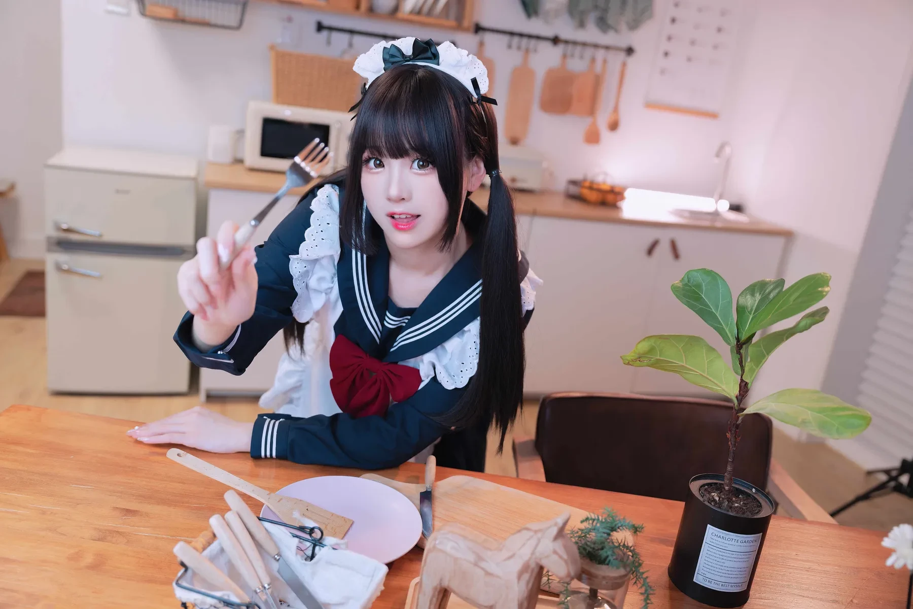 miko酱ww – 甜心女仆 [30P]