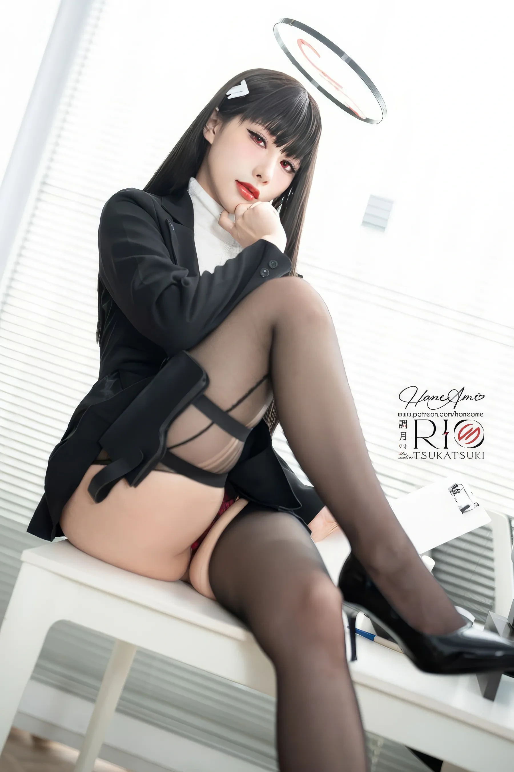 雨波_HaneAme – 蔚蓝档案 – 调月莉央狼师写真书 [70P]