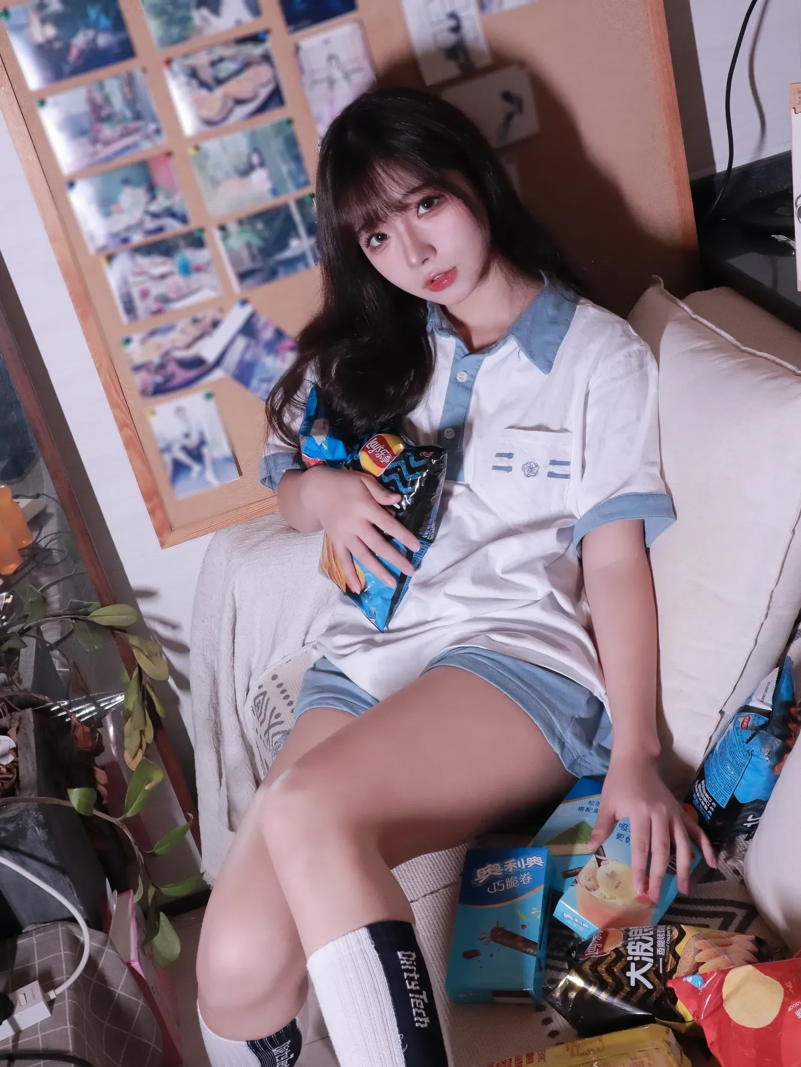 yuuhui玉汇 – 蓝白条少女 [79P]