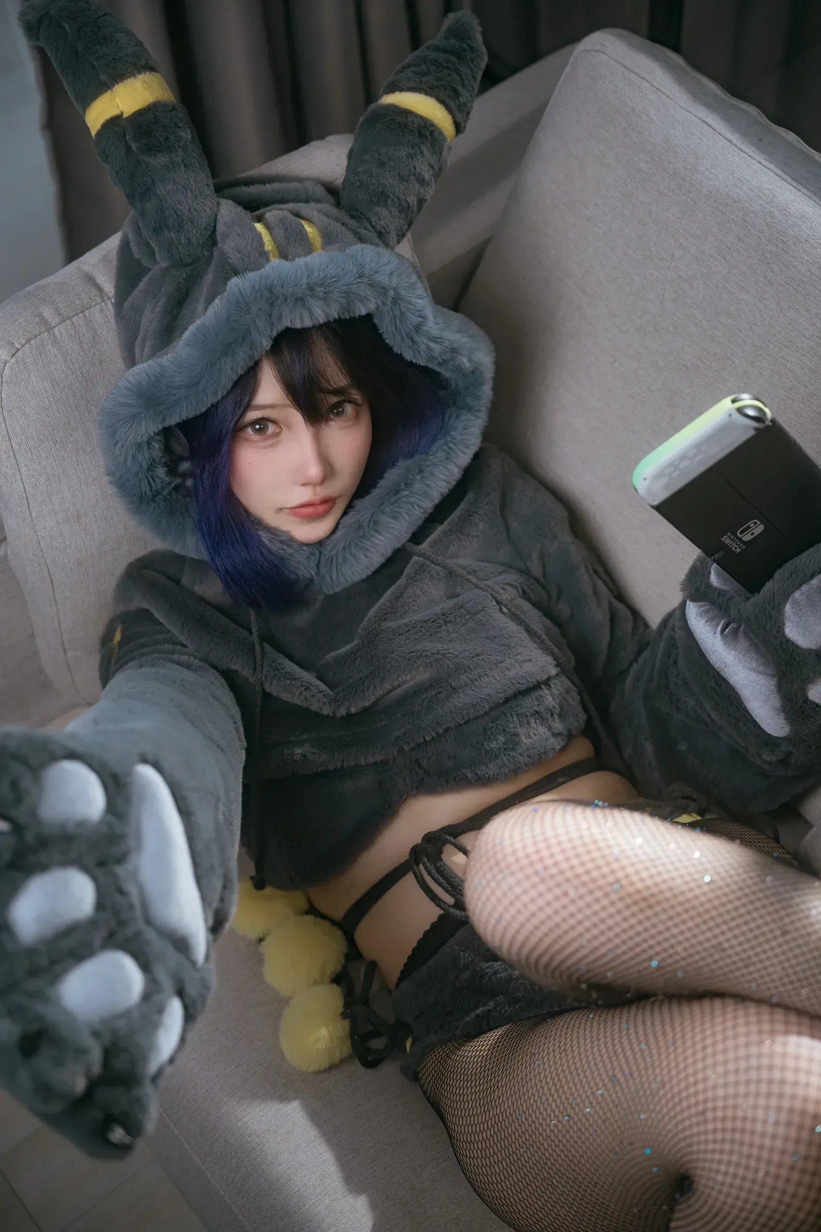 狐洛洛子 – 月之伊布 [45P]