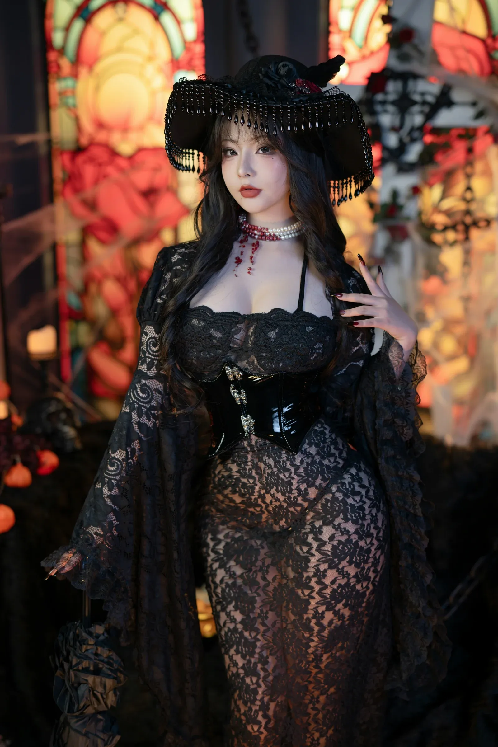 yuuhui玉汇 – 万圣节特辑 – 魔女狂欢夜 [132P]