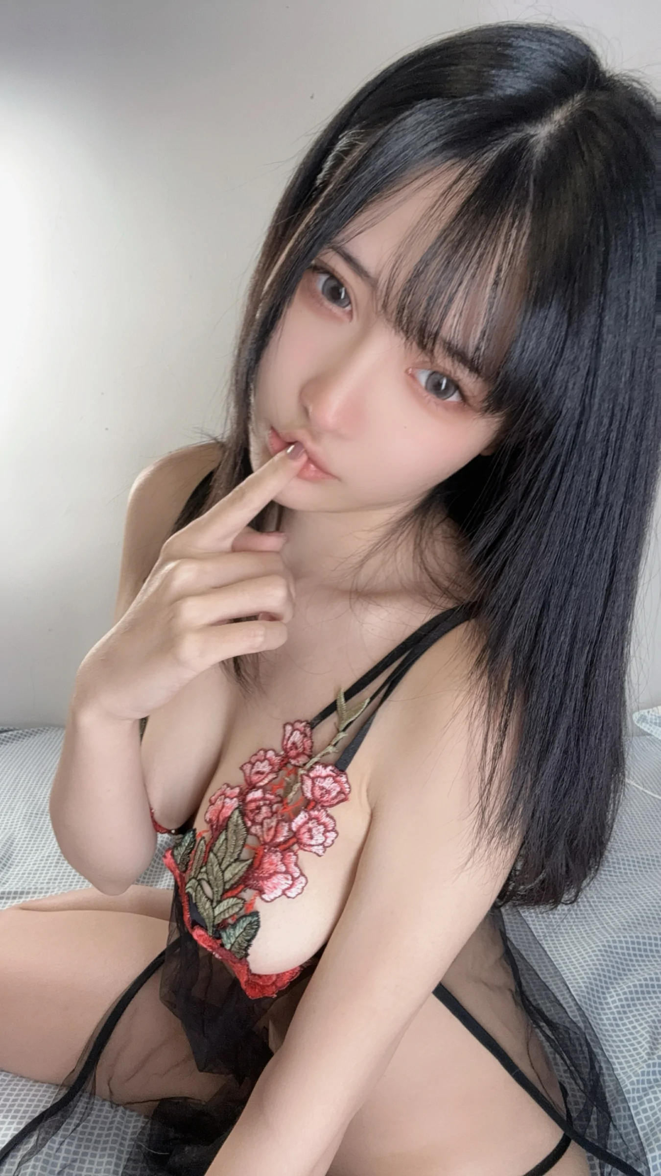 糖果果Candy – 红花 [33P]