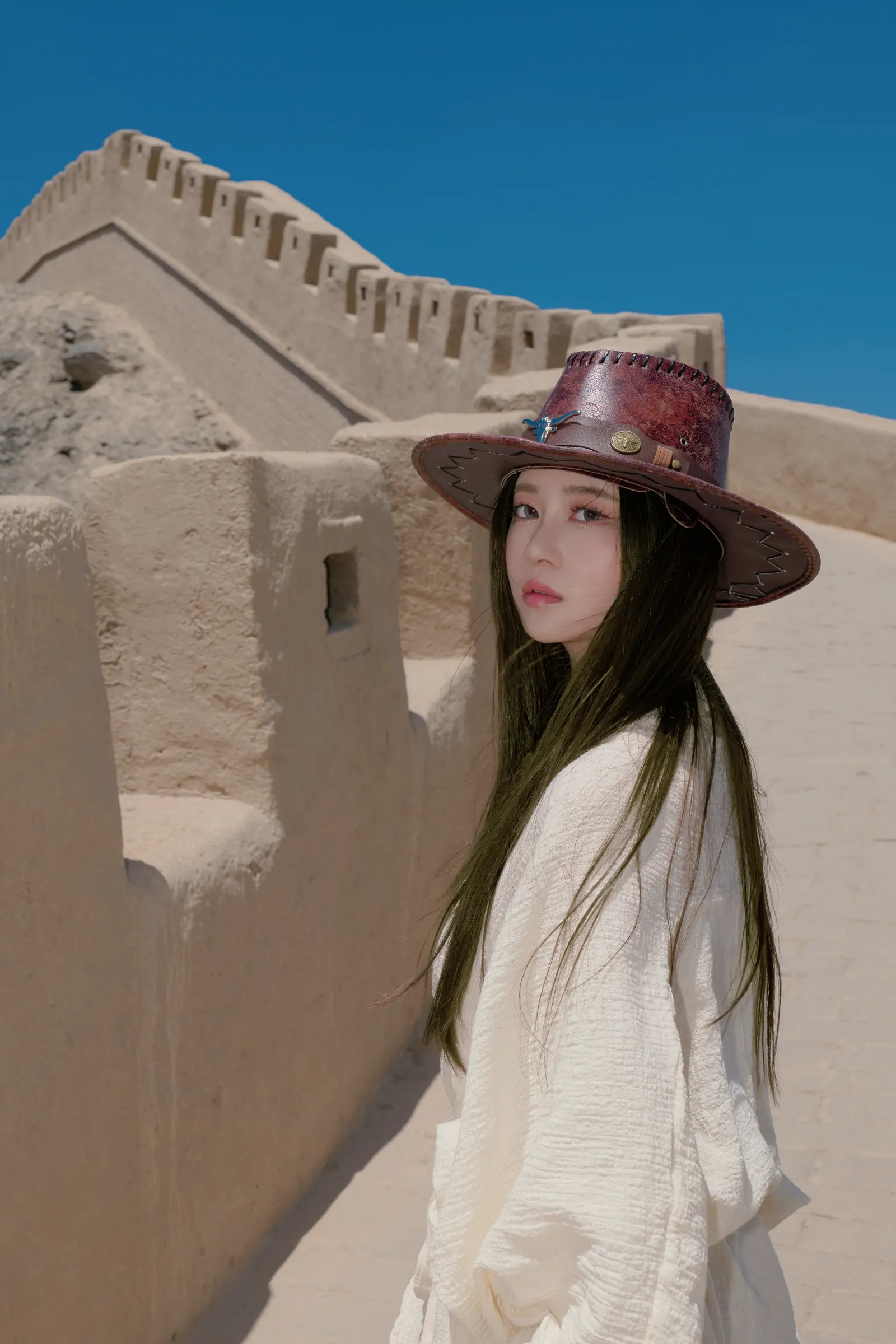 年年Nnian – 城 [46P]