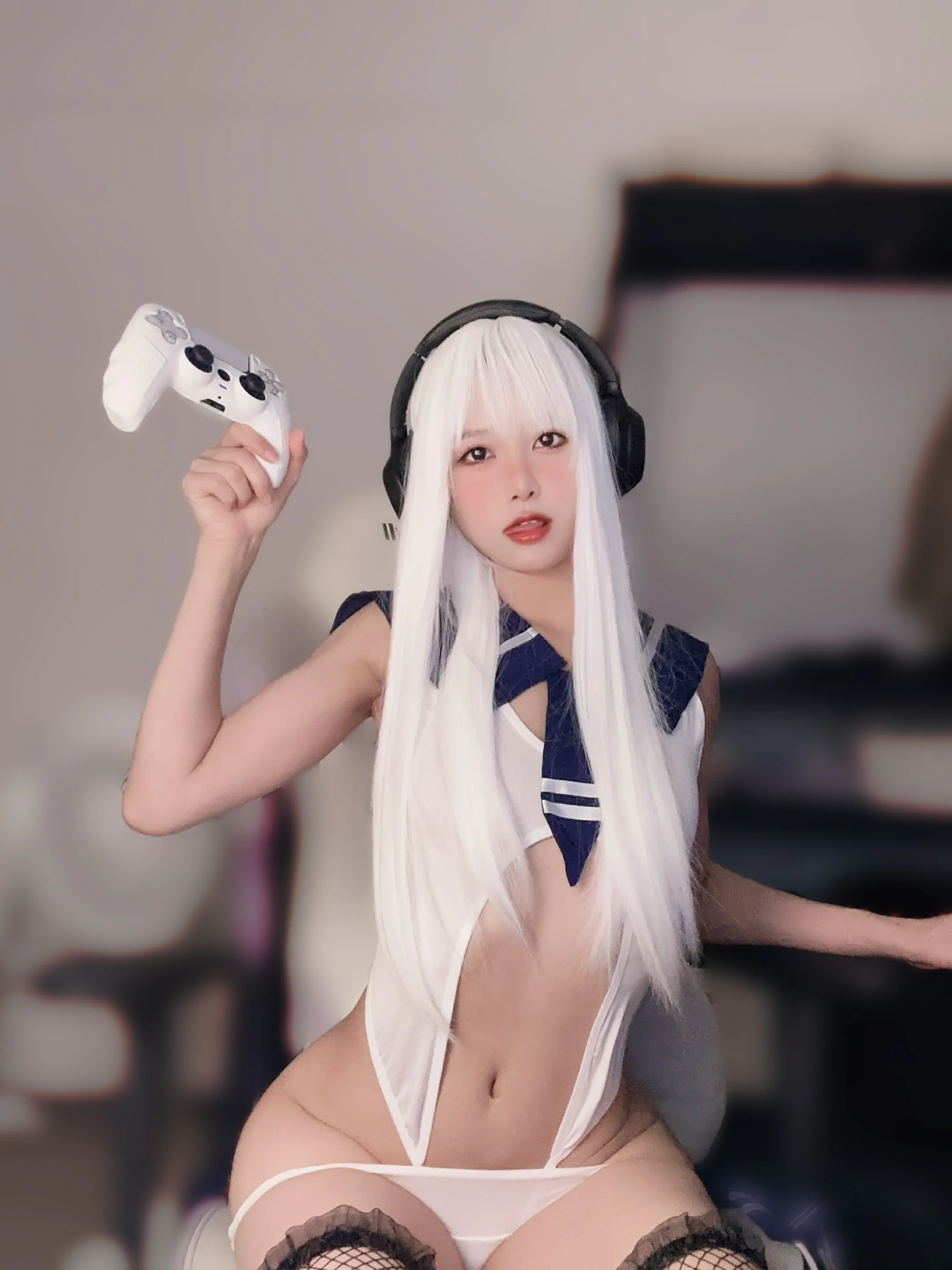 布丁大法 – 白毛女友 [27P]