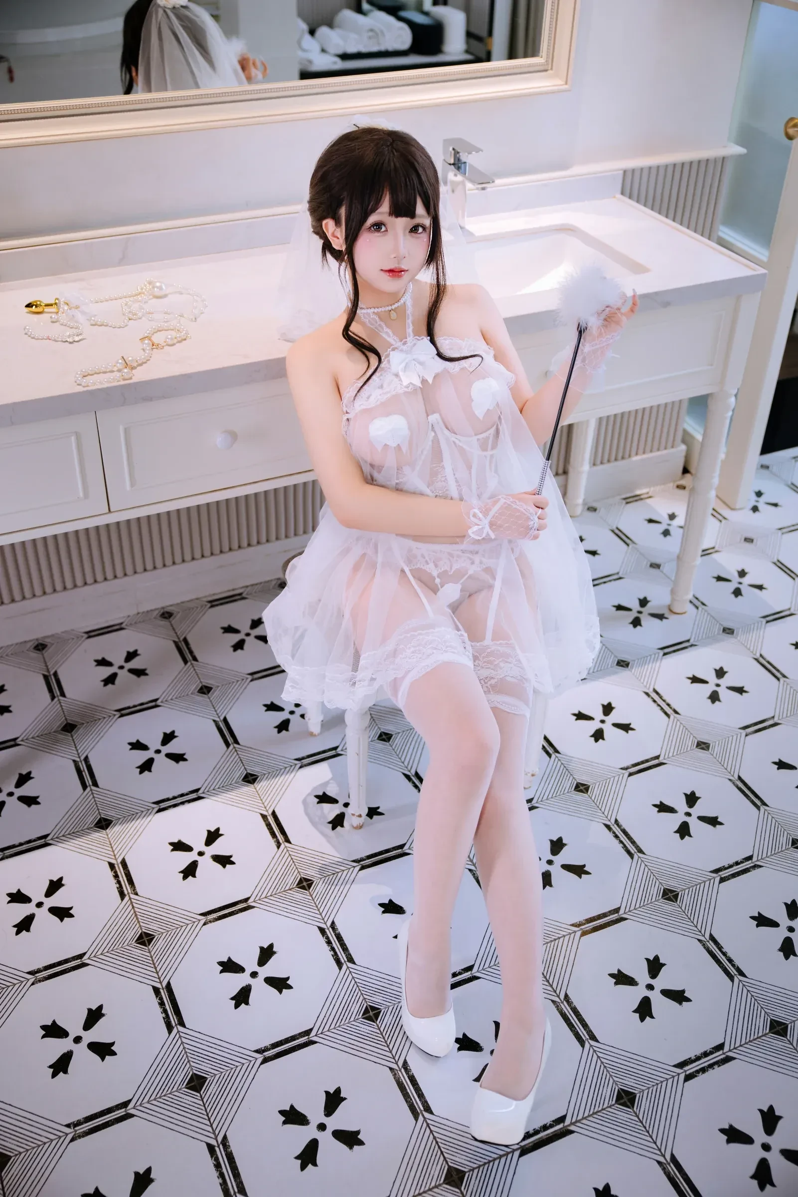 日奈娇 – 未婚妻 [159P]