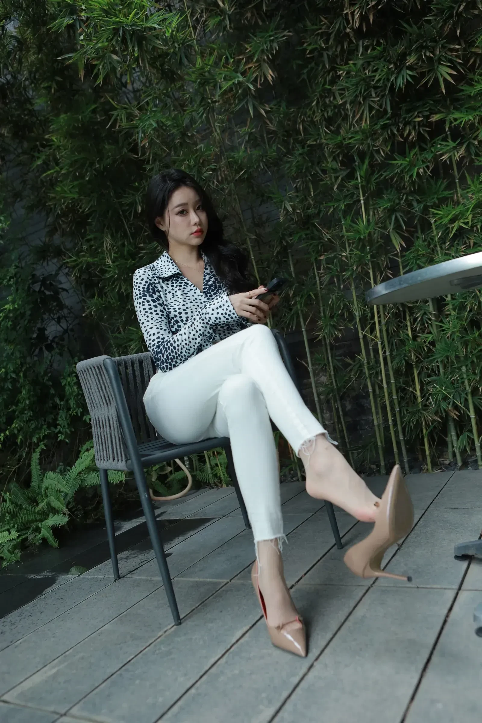 Sia不吃鱼 – 完美曲线 [33P]