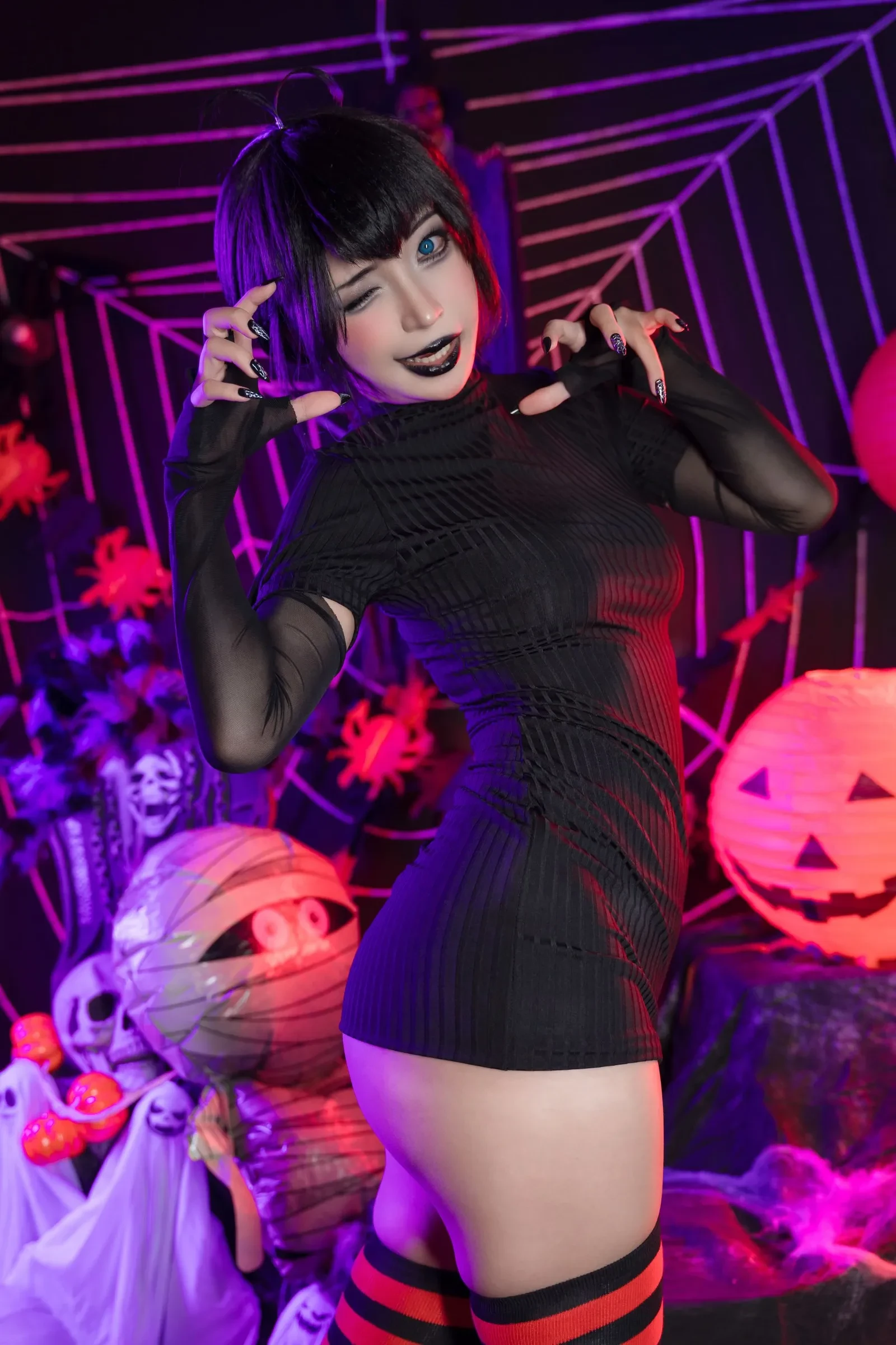 Umeko J - Mavis Halloween [34P]