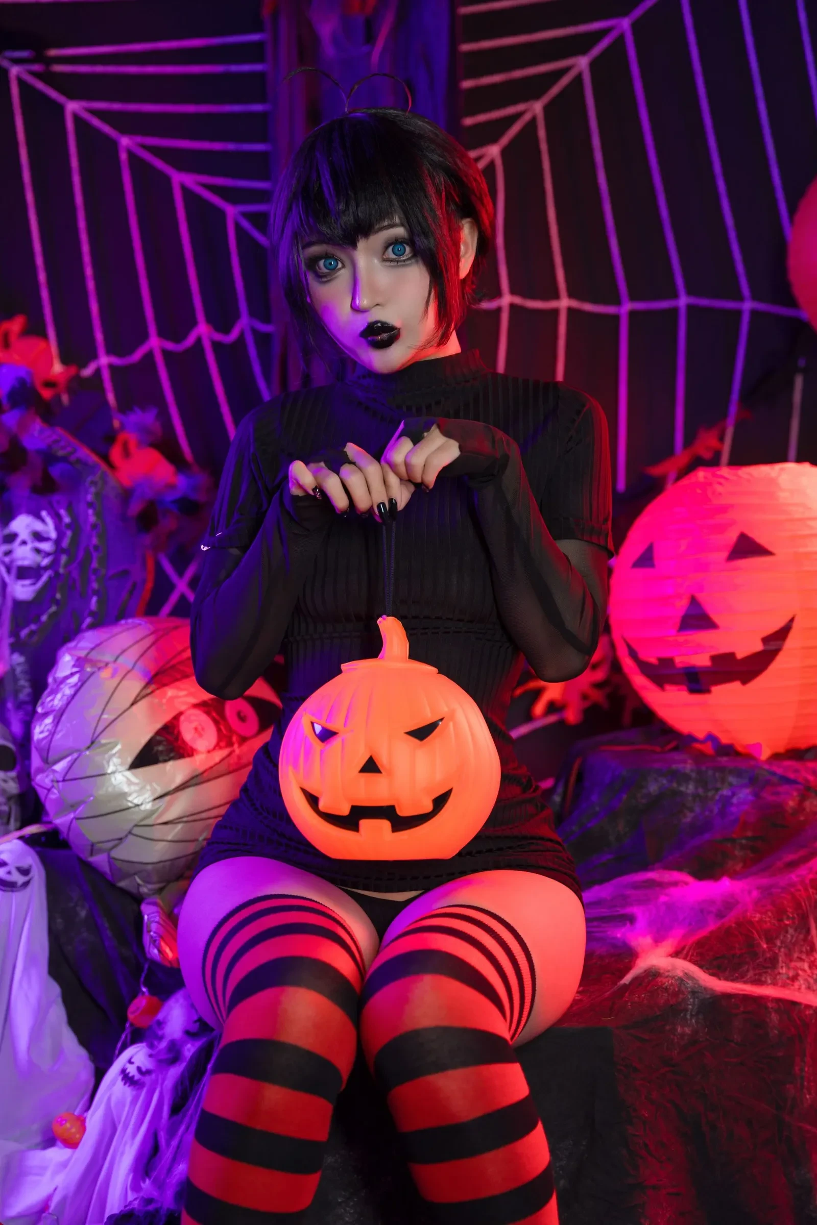 Umeko J - Mavis Halloween [34P]