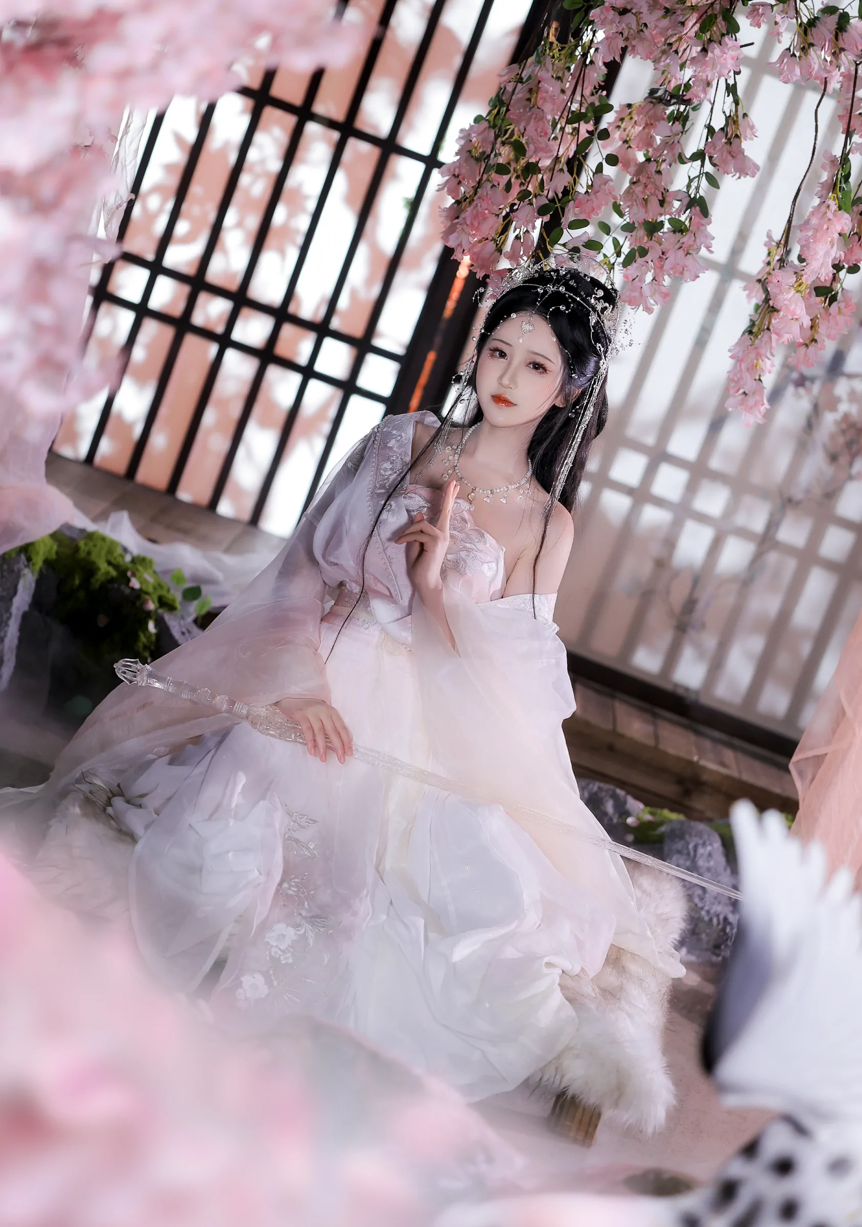 三度_69 - 小师姐 [81P]