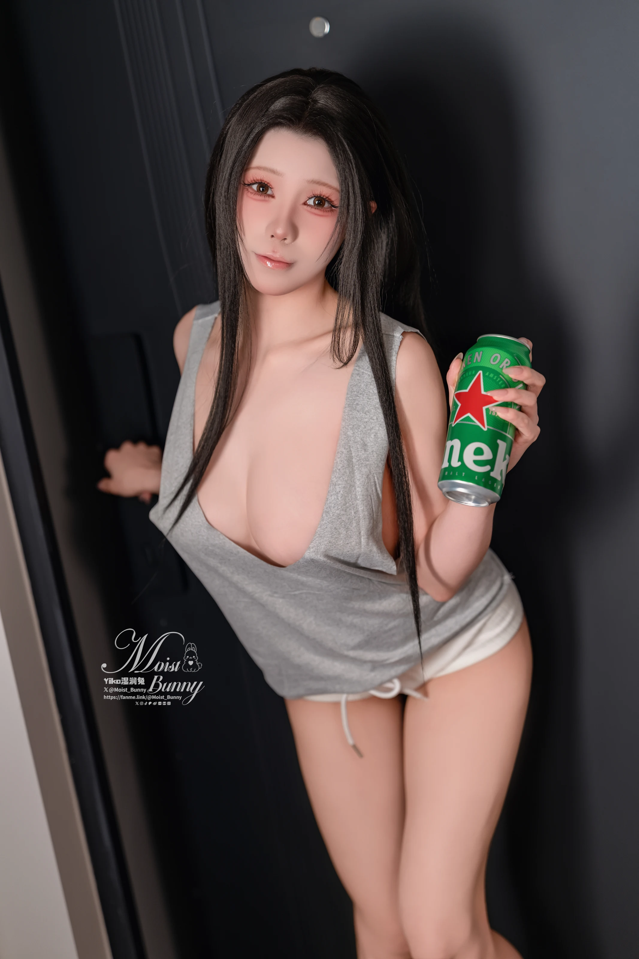 咬一口兔娘(黏黏团子兔) – 2025年12月订阅 小酌怡情 [128P]