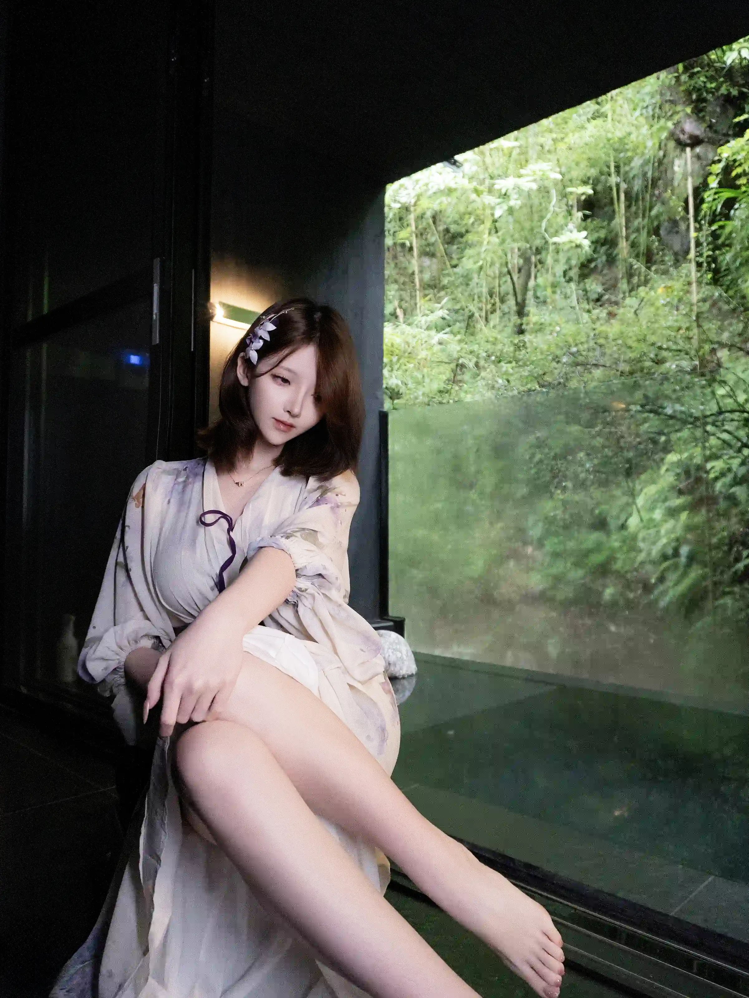 一小央泽 – 汤间昼 [97P]