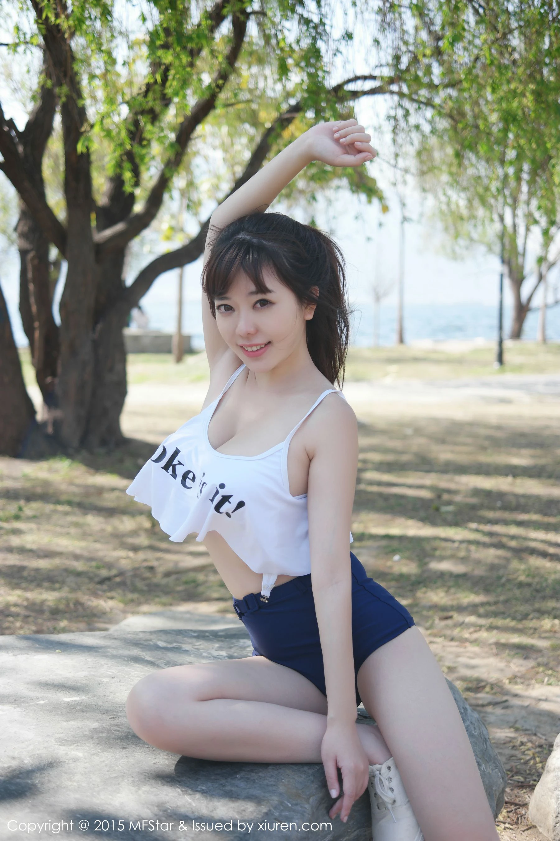 刘飞儿Faye《大理旅拍》爆乳人气嫩模 模范学院 Vol.003