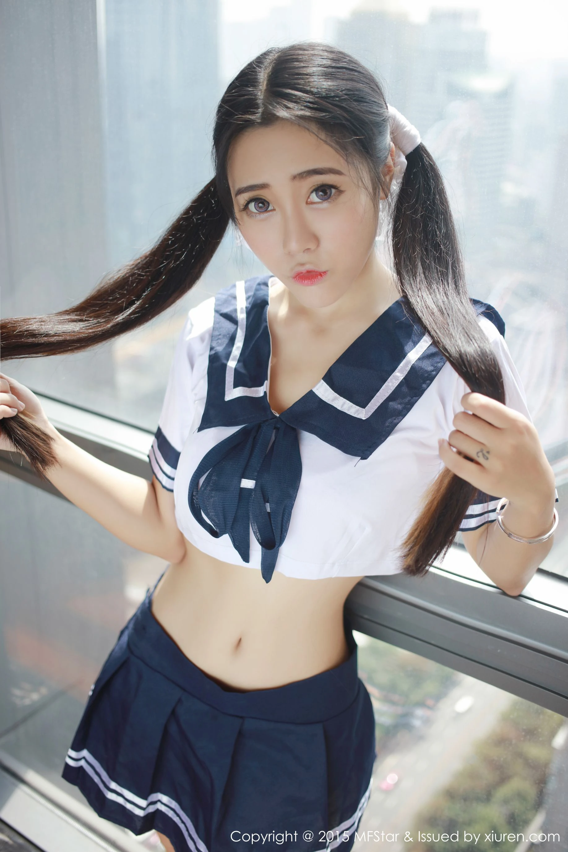 兜豆靓Youlina《3套性感制服系列》 模范学院 Vol.032