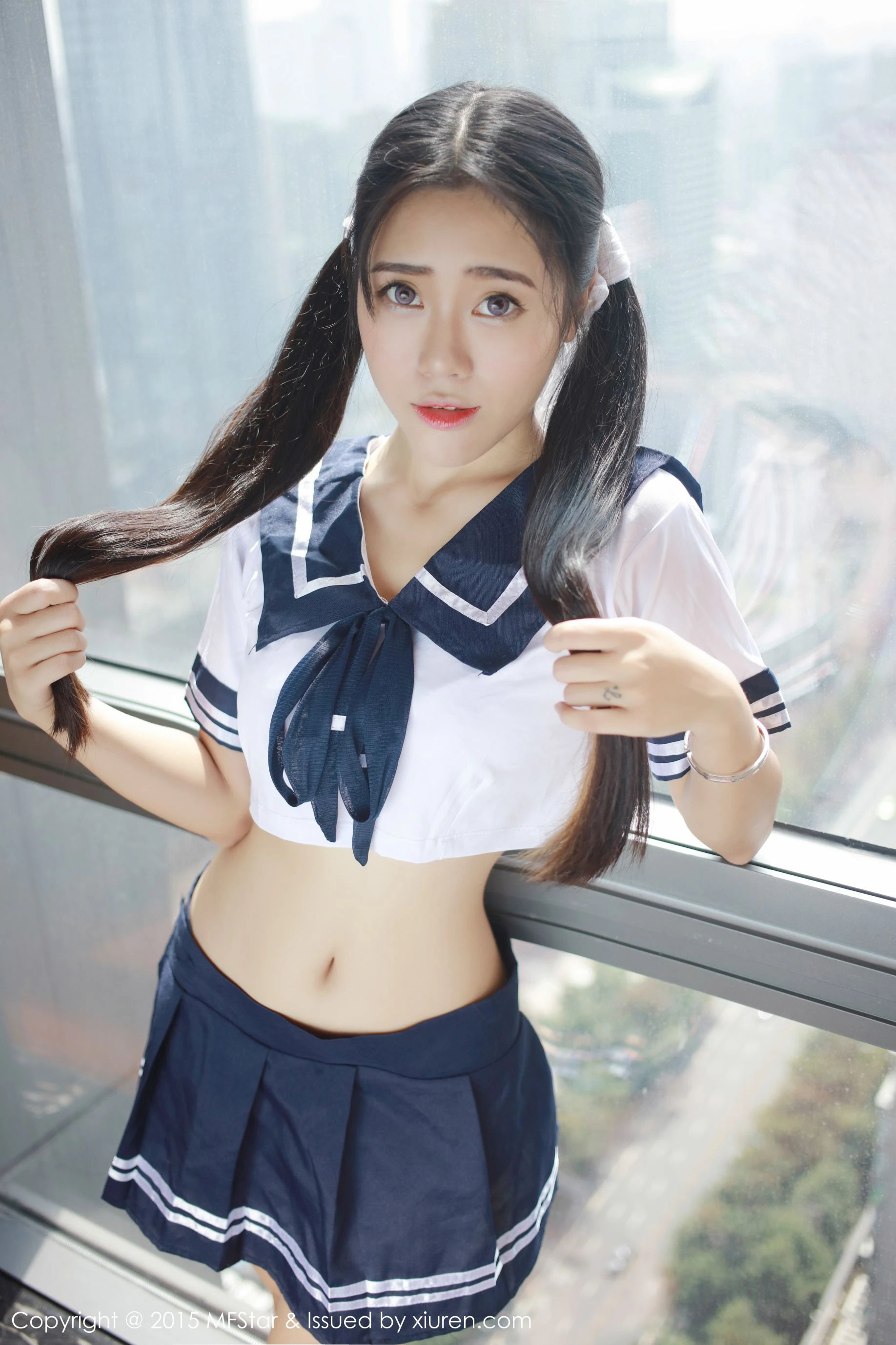 兜豆靓Youlina《3套性感制服系列》 模范学院 Vol.032