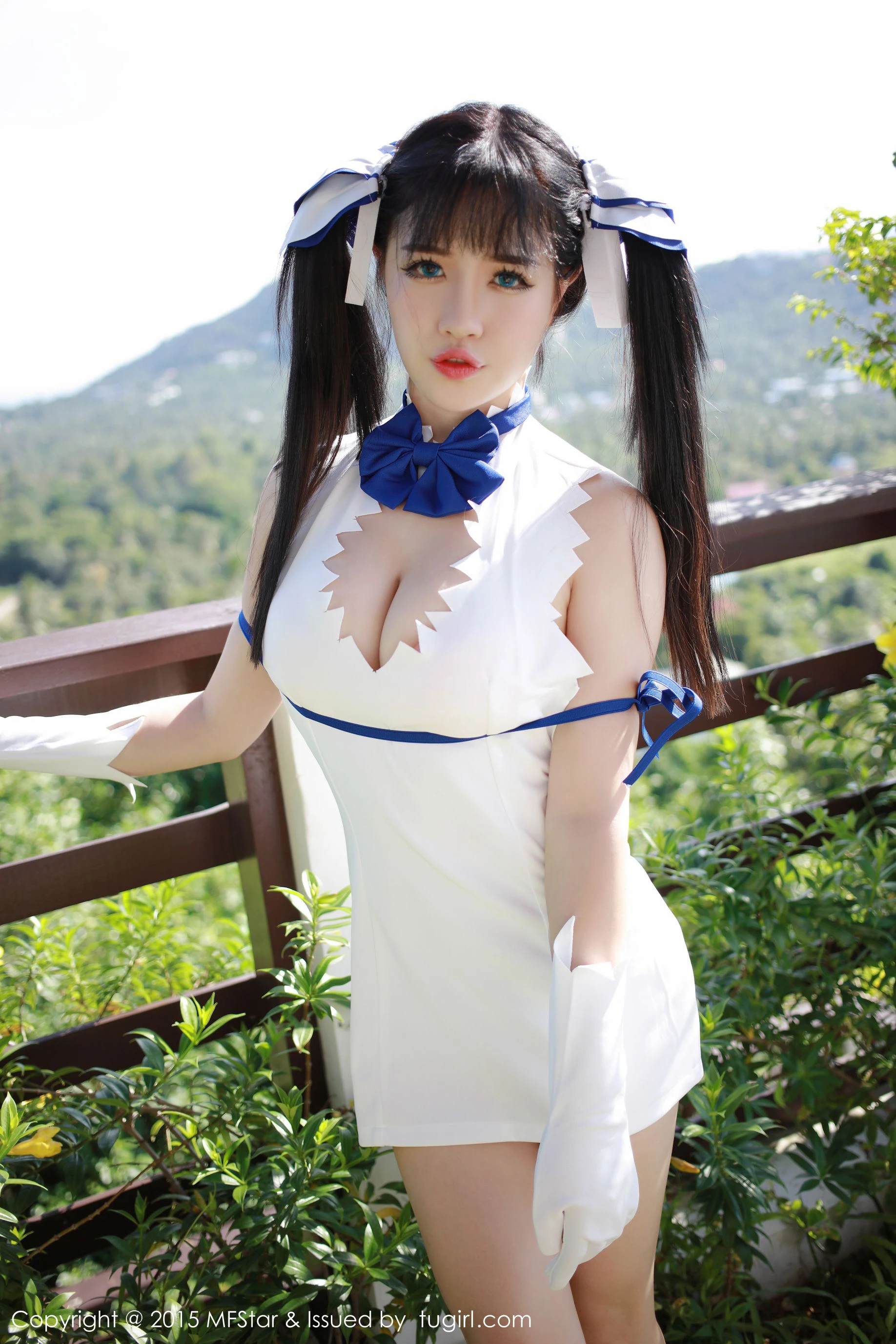 徐cake《苏梅旅拍》COSPLAY+性感泳装 模范学院 Vol.036