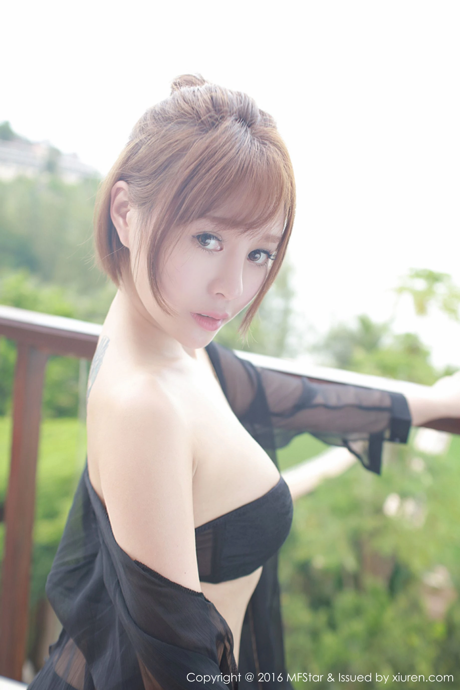 Evelyn艾莉《泰国心愿旅拍》性感透视薄纱 模范学院 Vol.061