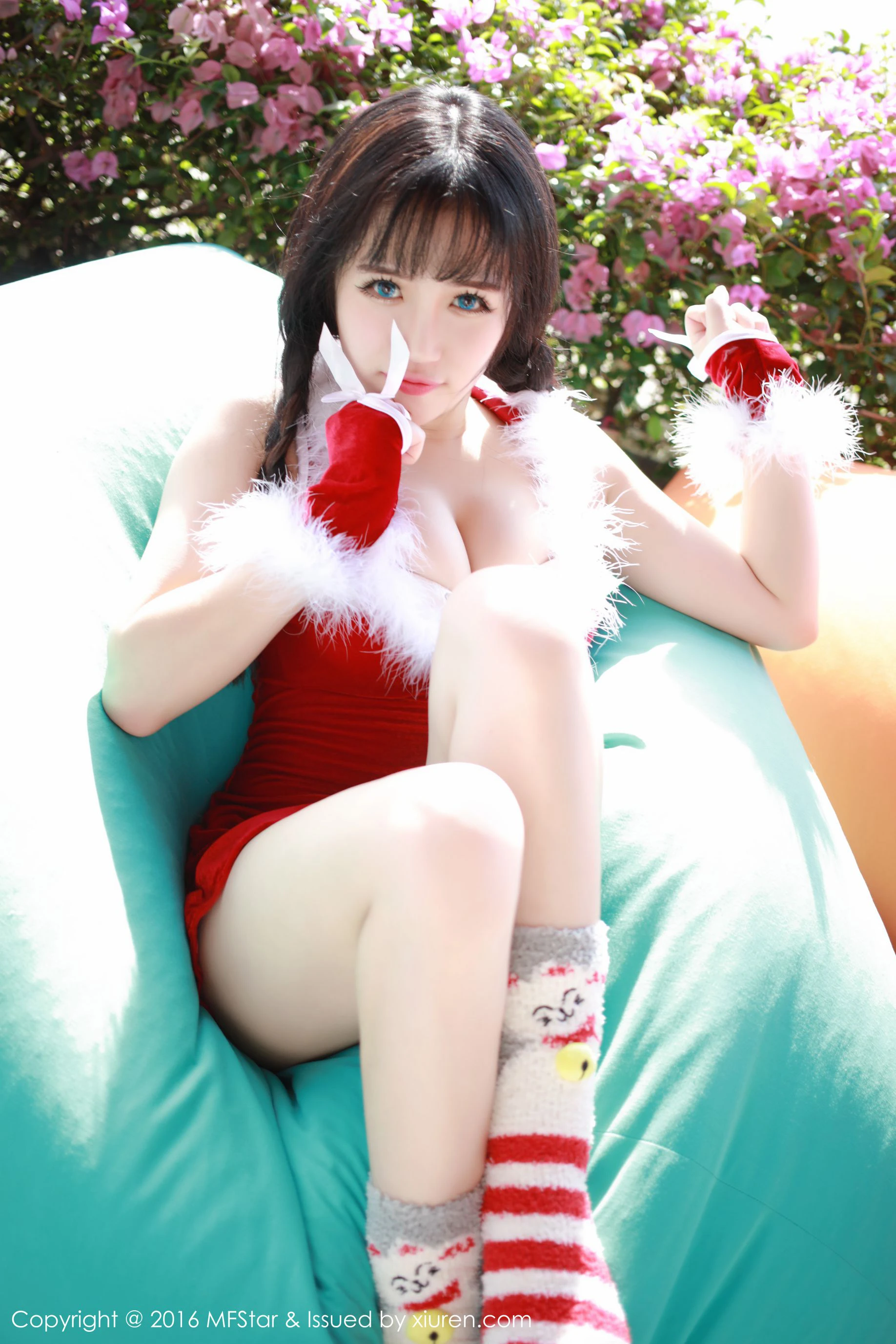 徐cake 《圣诞装、女巫服、学生装等多套服饰》 模范学院 Vol.070