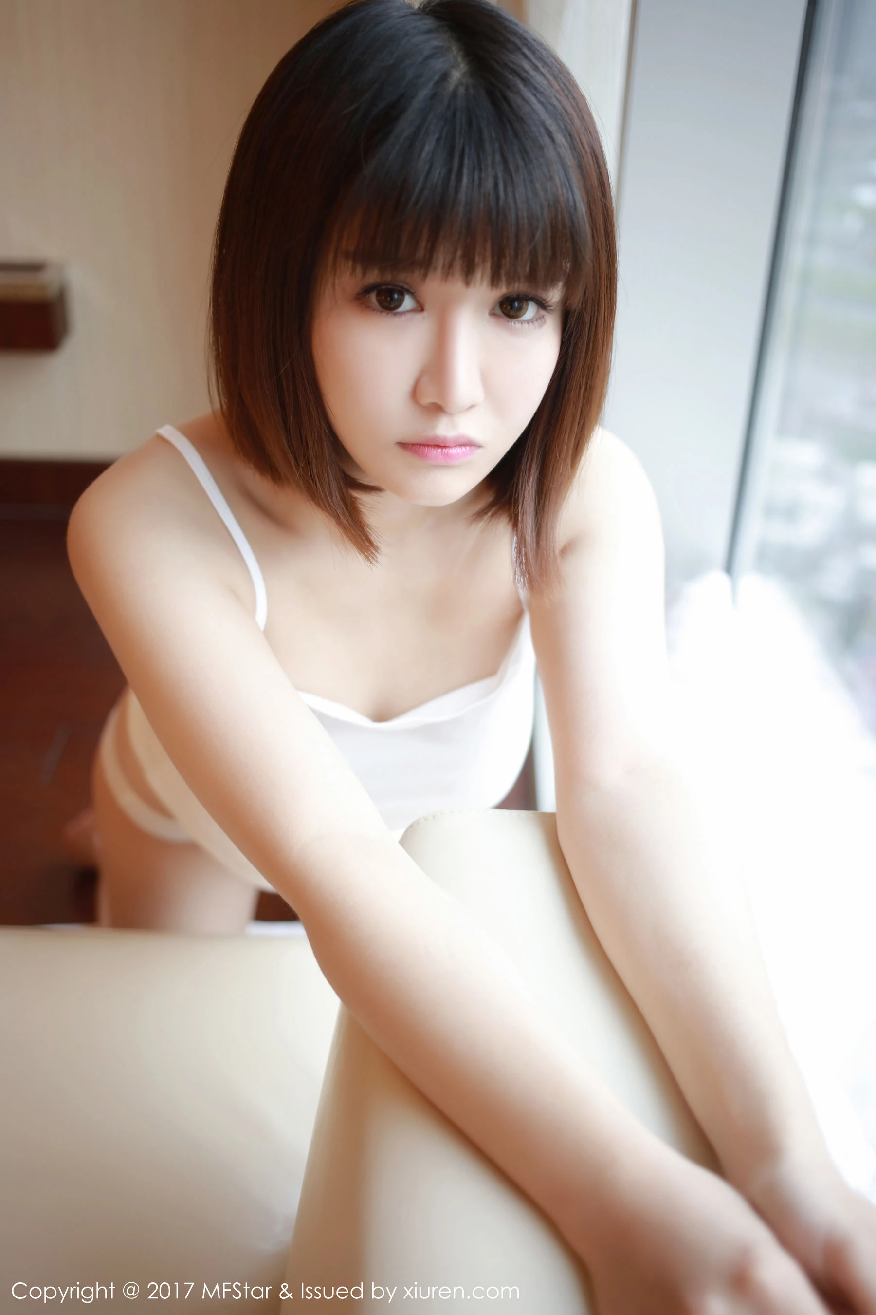 K8傲娇萌萌Vivian《诱人的小背心》 模范学院 VOL.102