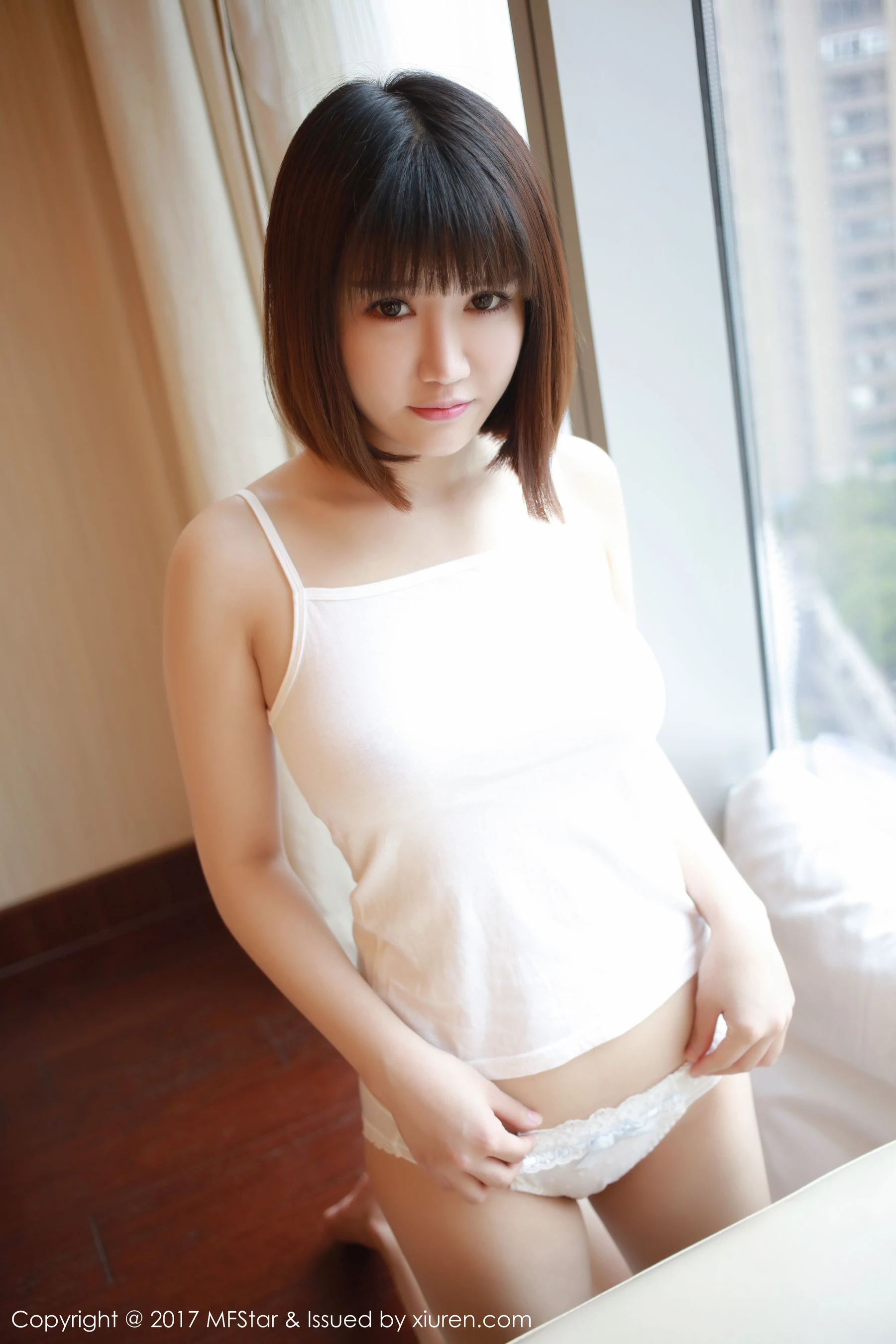 K8傲娇萌萌Vivian《诱人的小背心》 模范学院 VOL.102