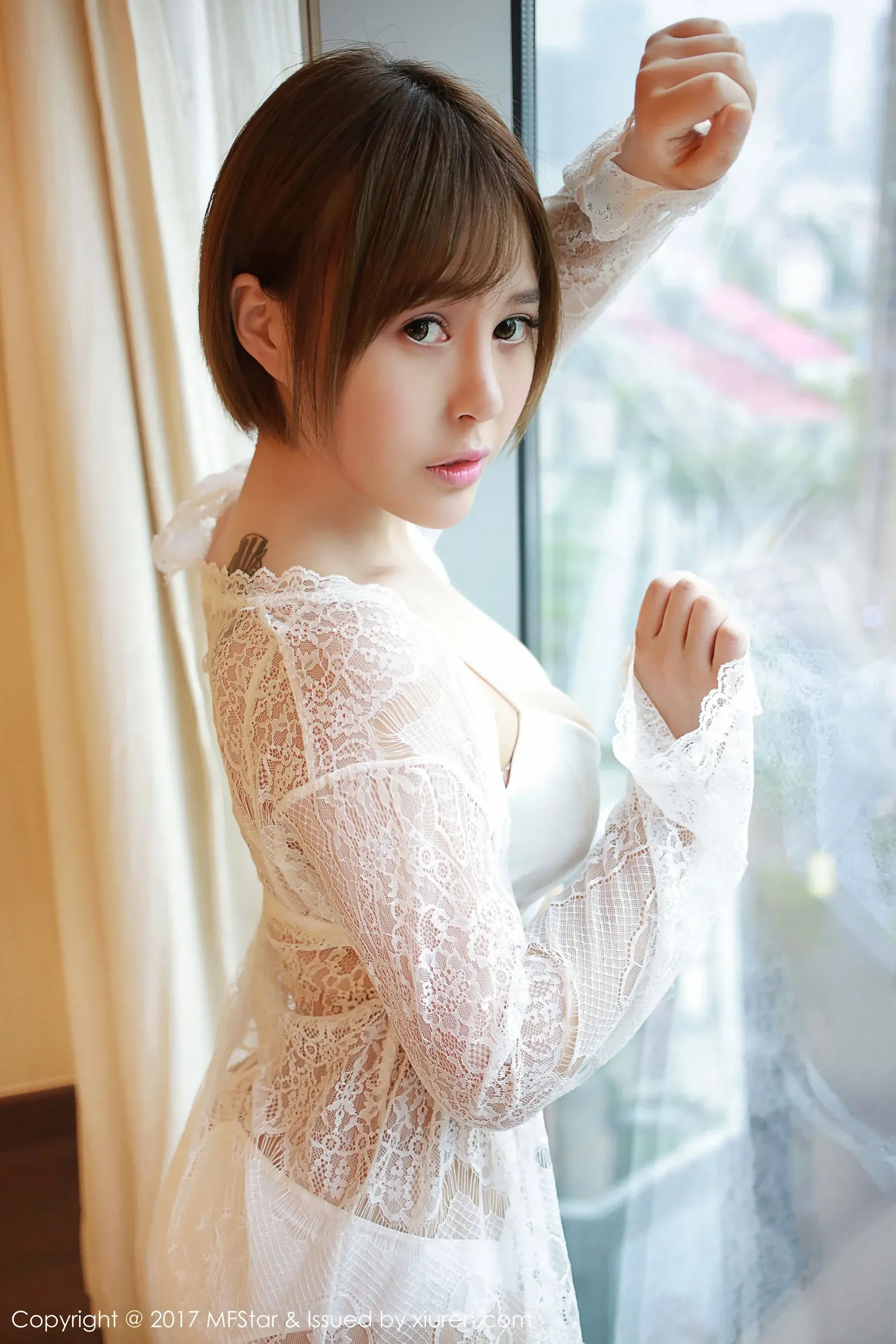 Evelyn艾莉《蕾丝半透内衣》 模范学院 Vol.099
