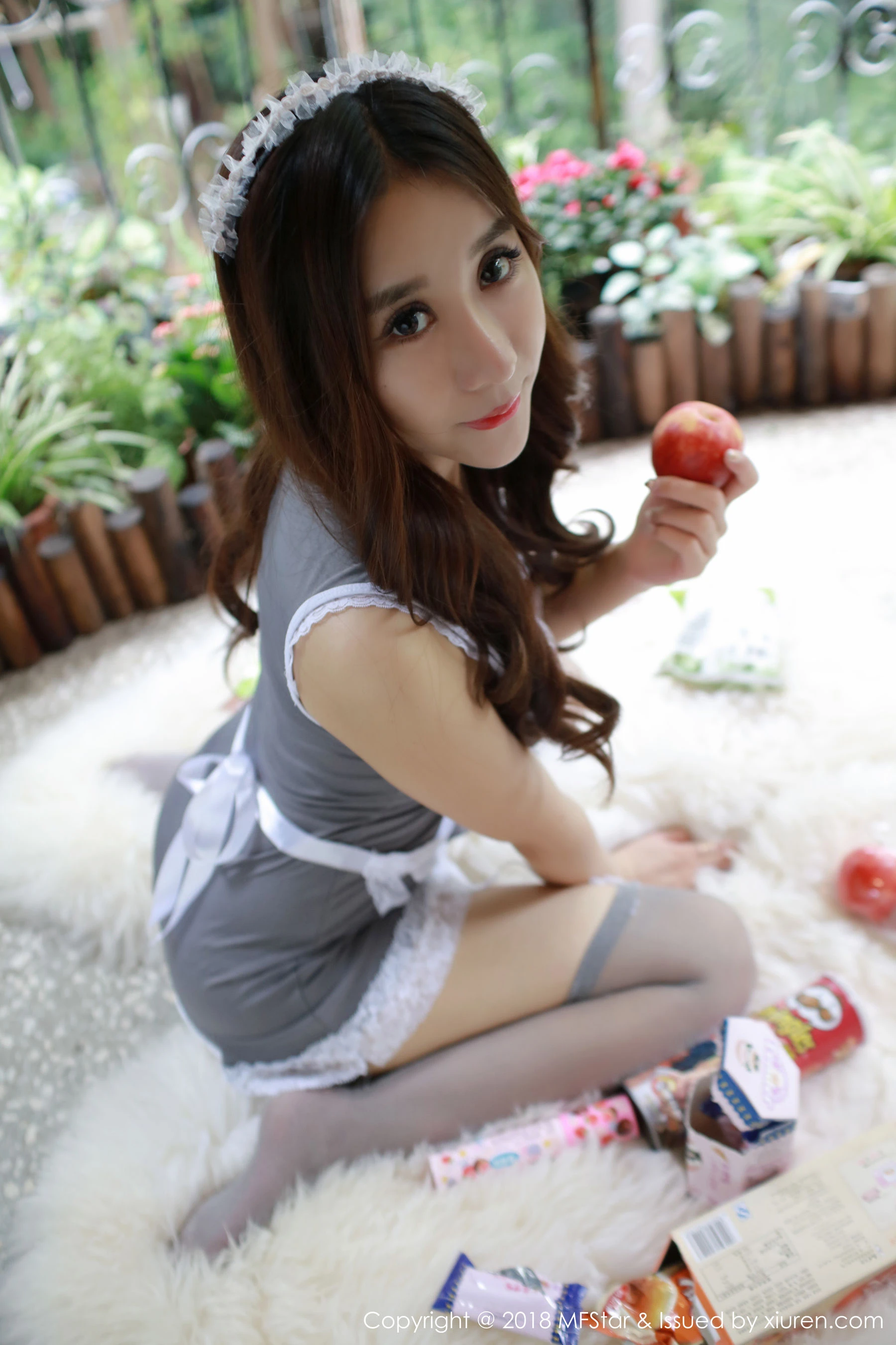 昆熙Quincey《吊袜女仆装+兔女郎》 模范学院 Vol.115