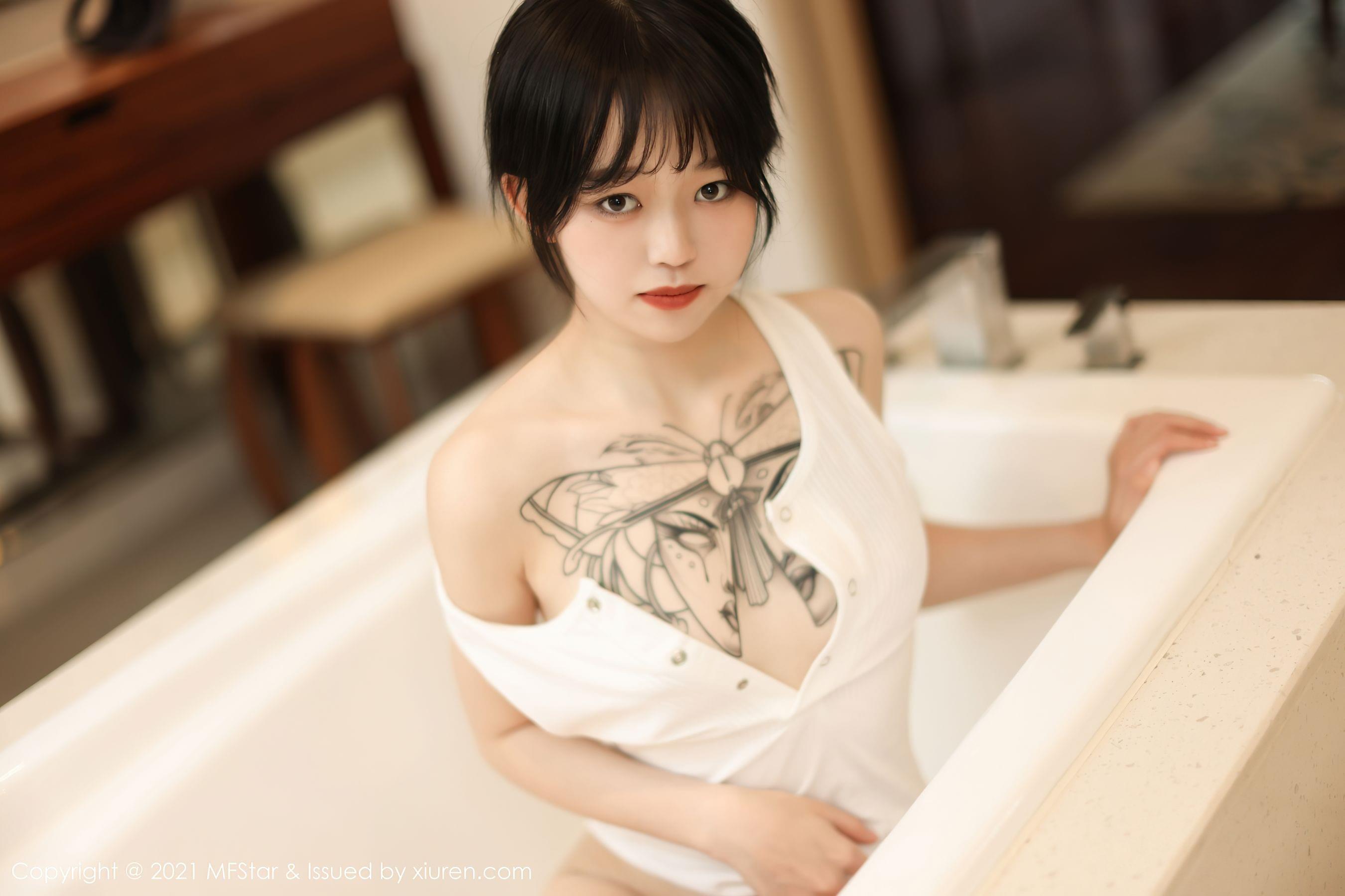 模范学院 Vol.496 奶瓶子