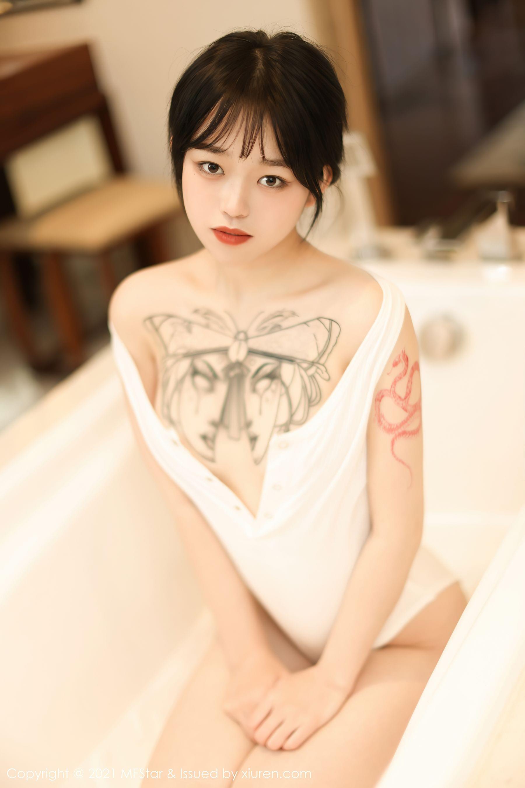 模范学院 Vol.496 奶瓶子