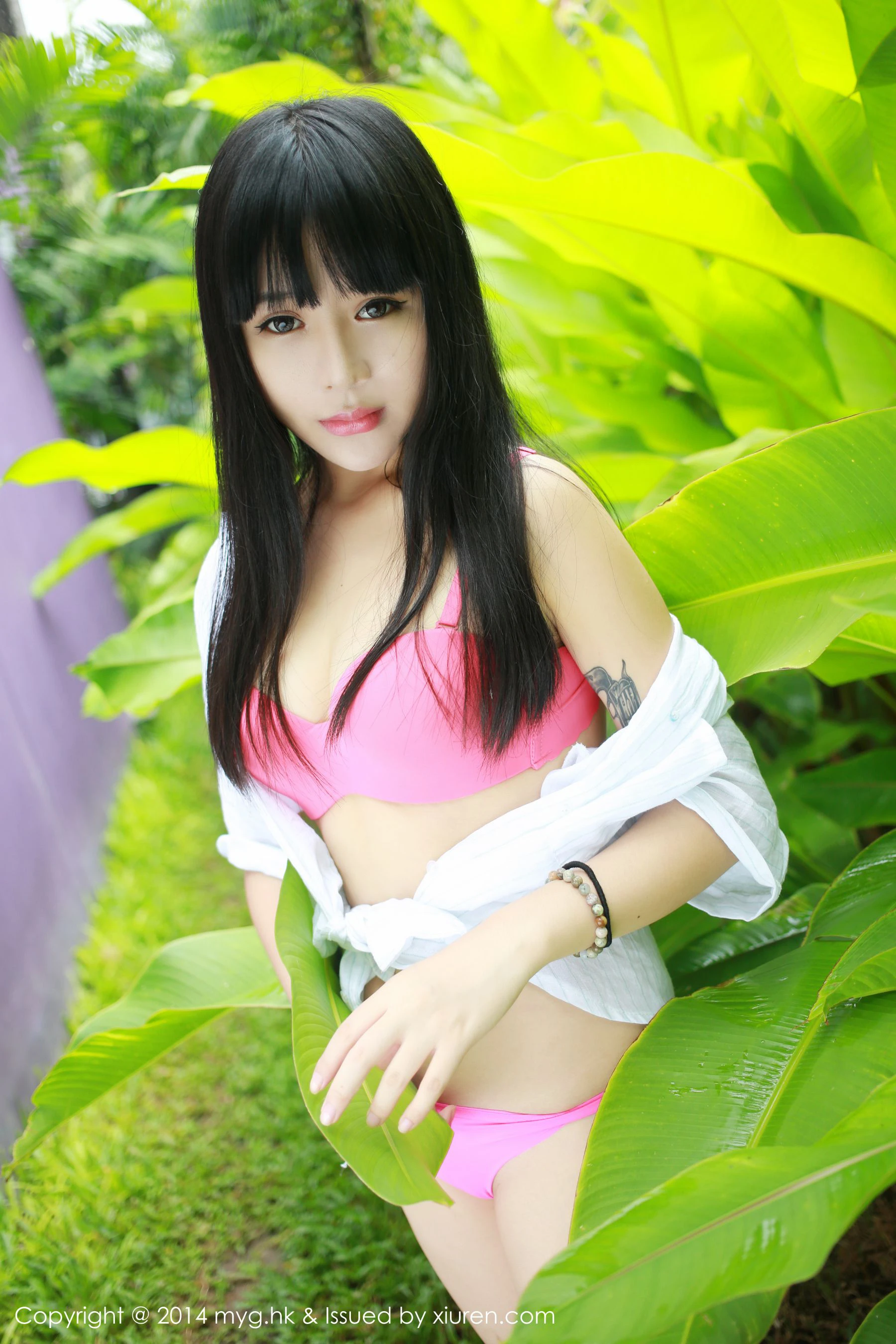 八宝icey《外拍内衣+湿身》 美媛馆 Vol.022