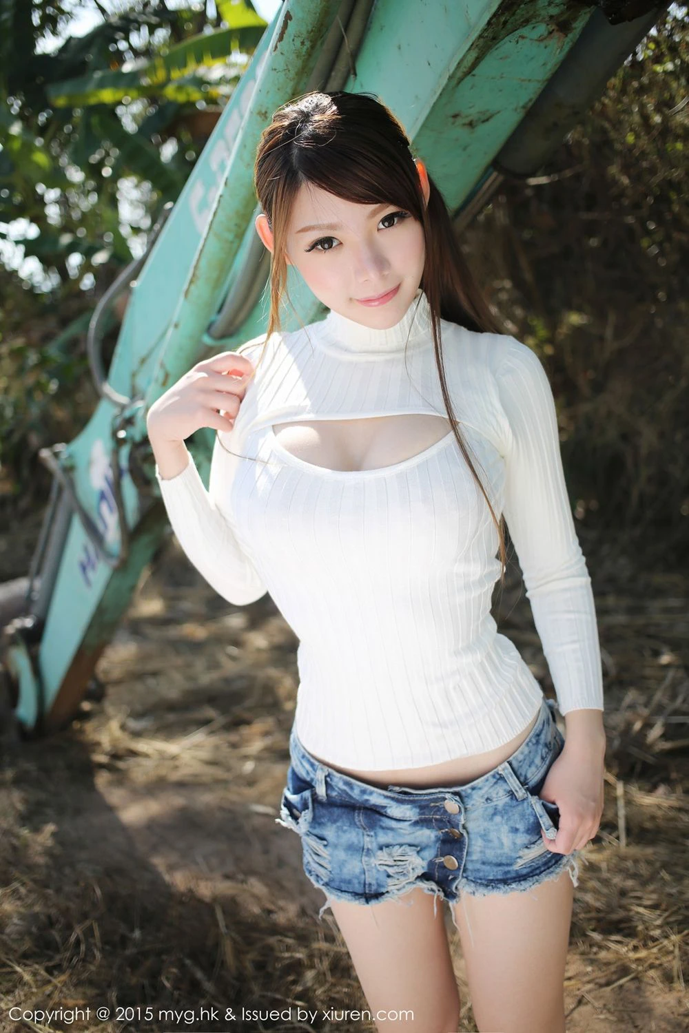 MARA醬《泰国旅拍Pai县》热裤妹子+蕾丝泳装 美媛馆 Vol.097