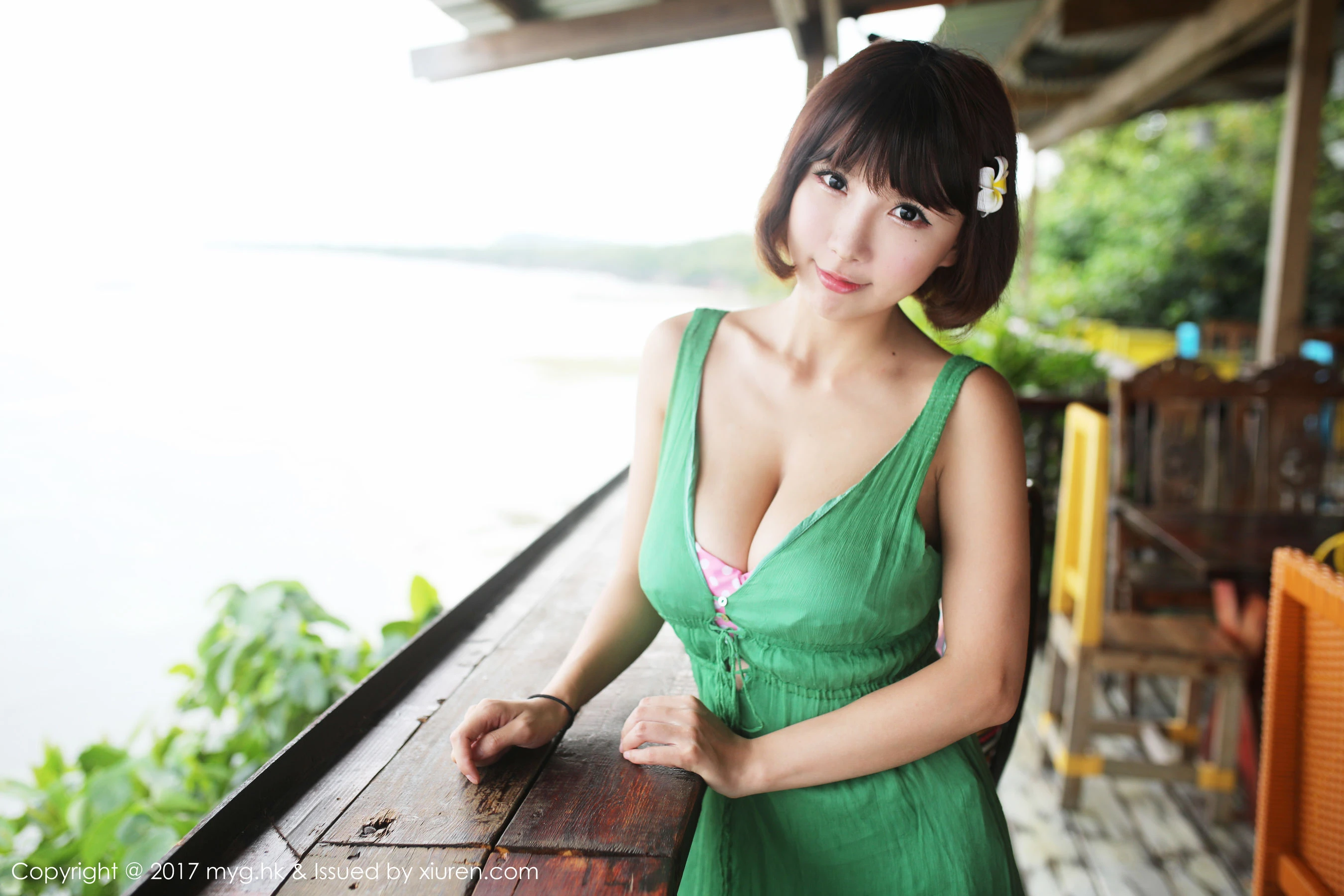 晓茜sunny《海边波点式比基尼系列》 美媛馆 Vol.267