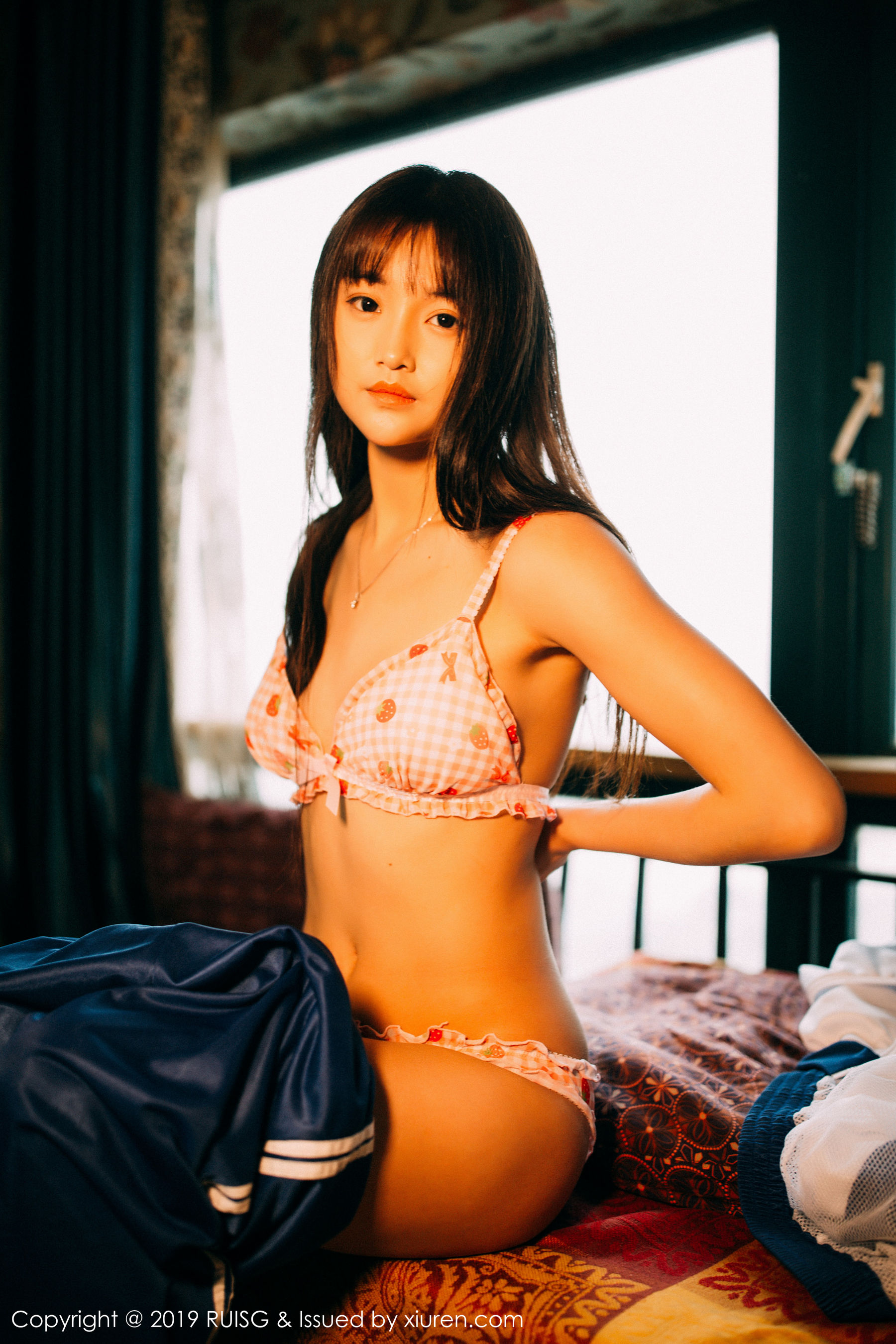 瑞丝馆RUISG Vol.069 圆圆Daphne [50P]