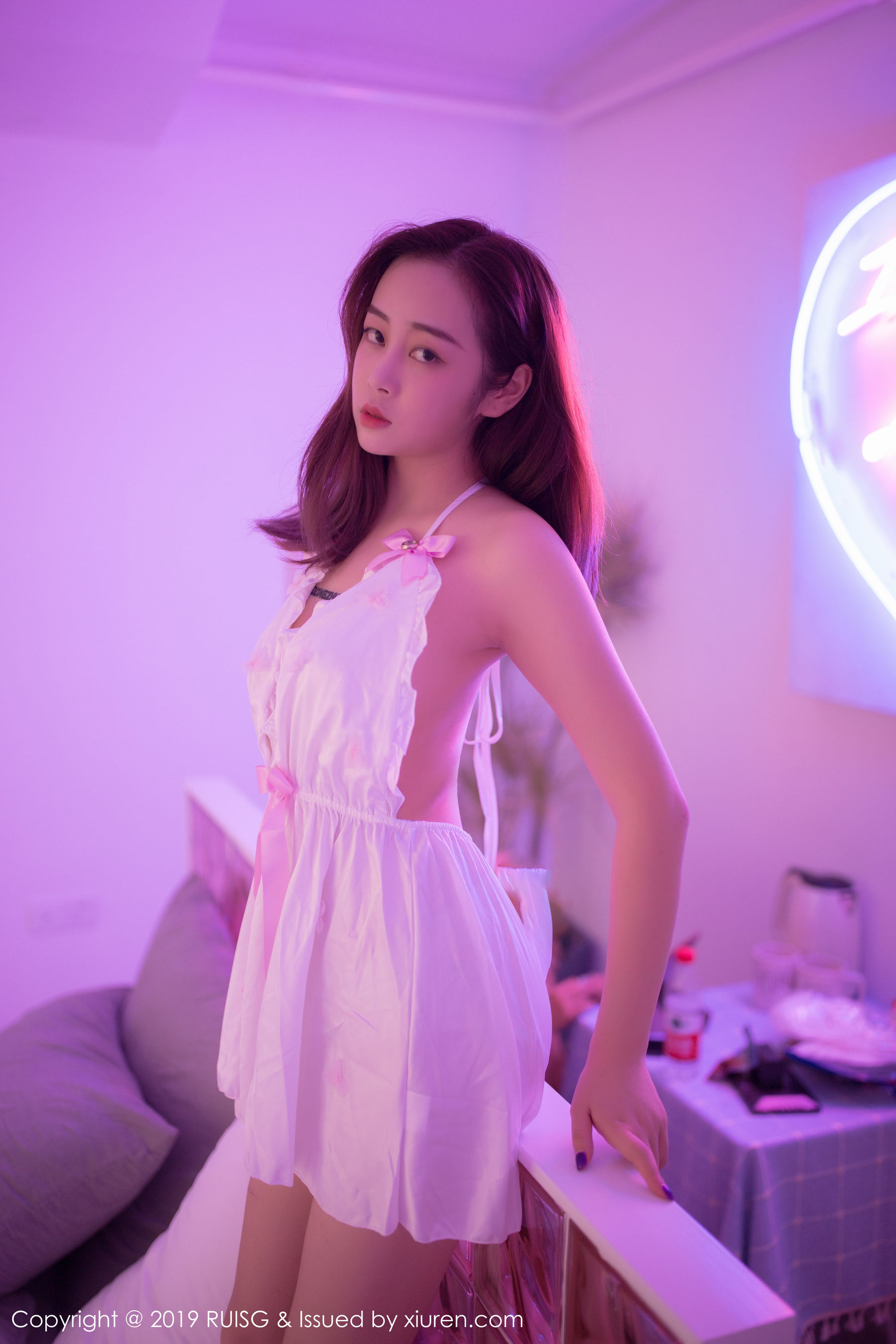 瑞丝馆RUISG Vol.075 Eileen爱琳 [44P]