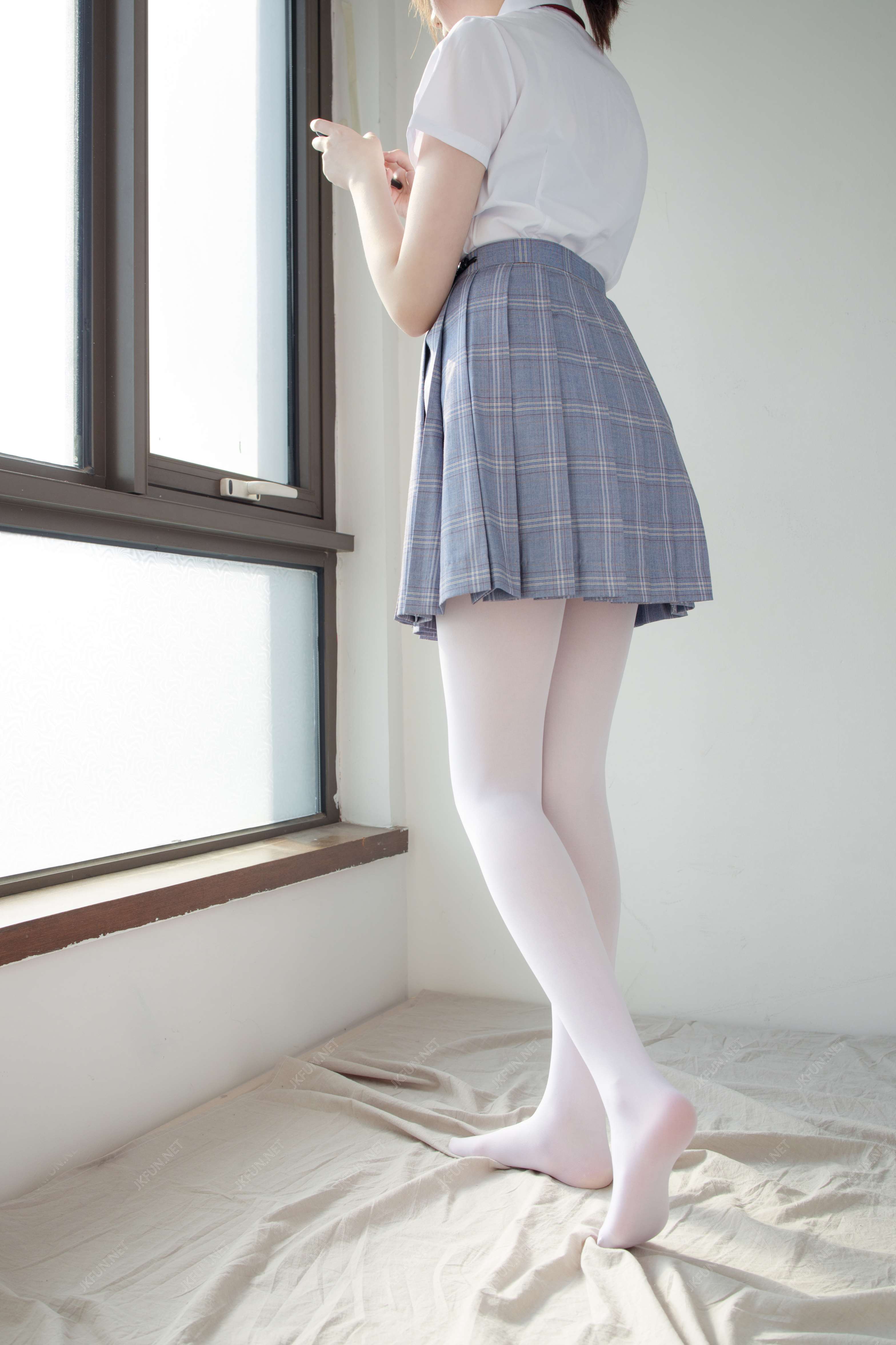 JKFUN-002 Aika 可爱学妹丝足 [230P1V-5.29GB]