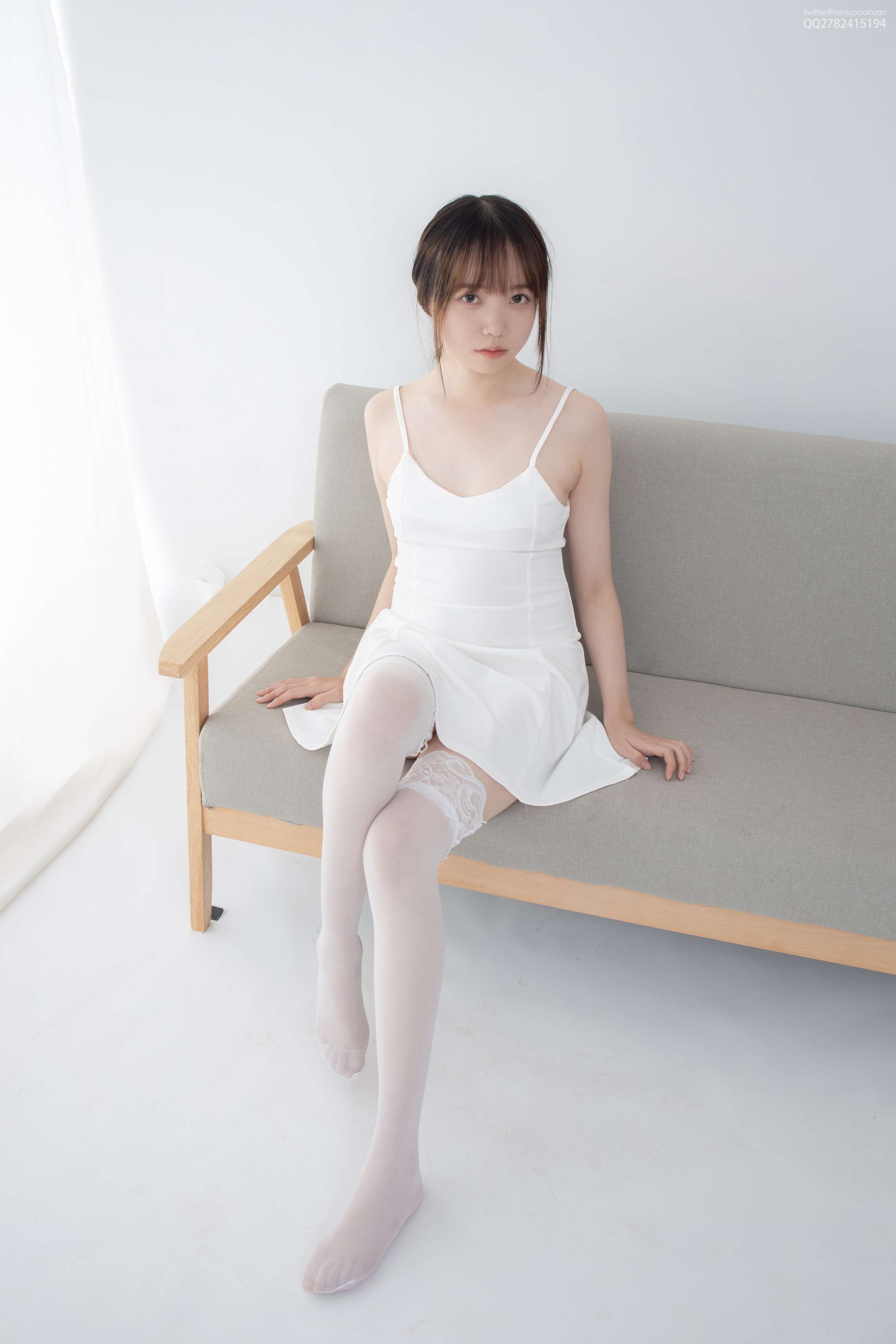 JKFUN-043 Aika 百元团定制1-5 30D蕾丝边高筒袜白色吊带裙 [35P+1V-2.29G]