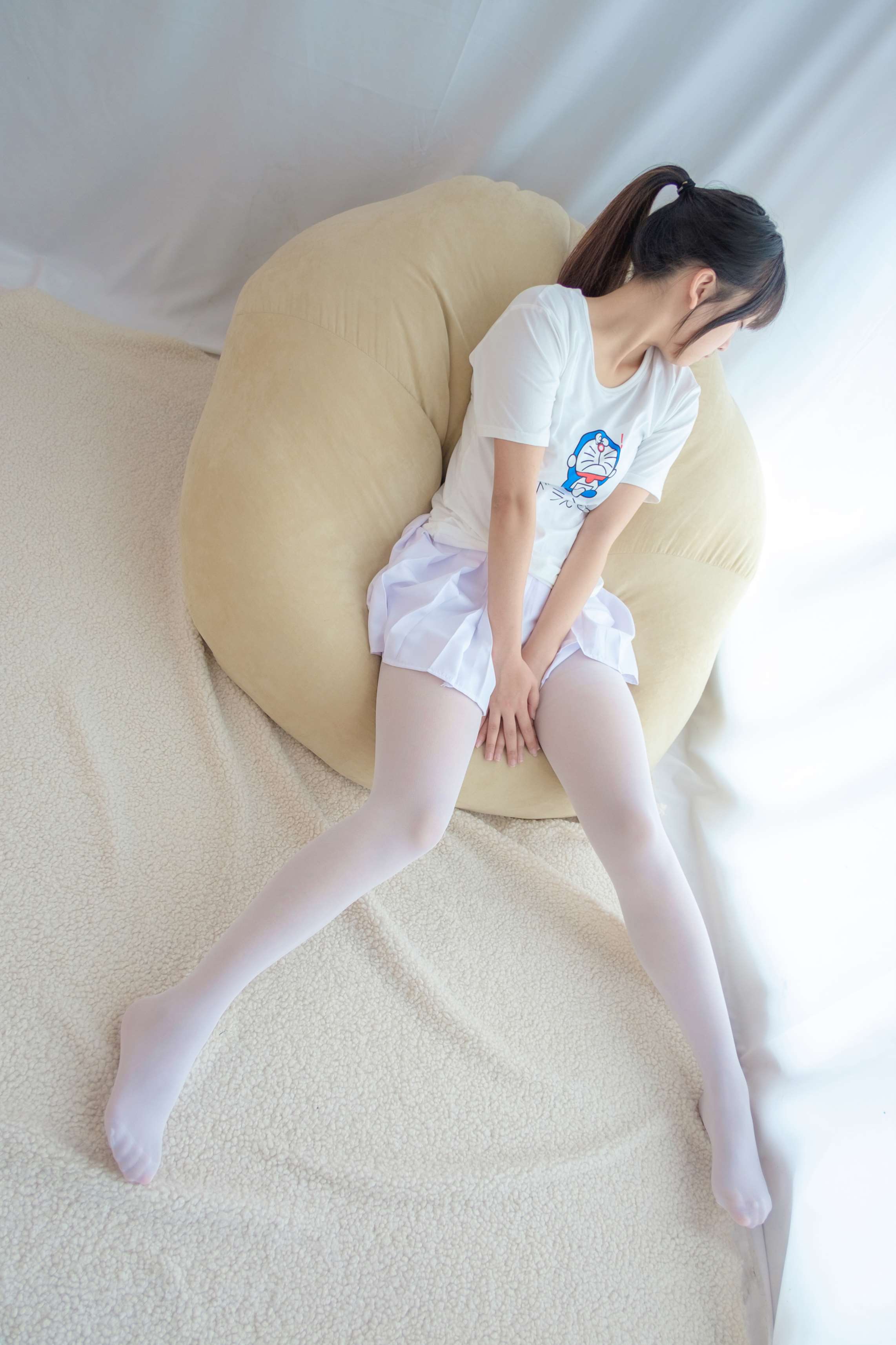 R15-006 水嫩嫩的白丝美足 [71P-408MB]
